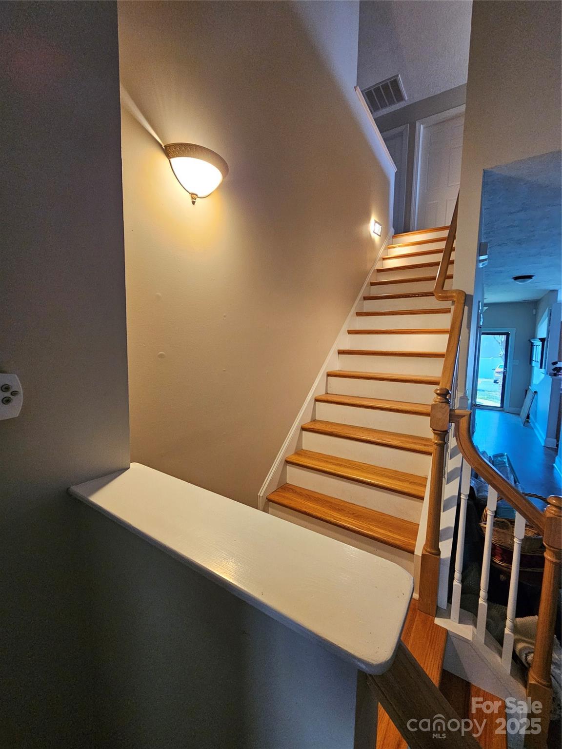 2026 Talbot Lane Property Photo 14