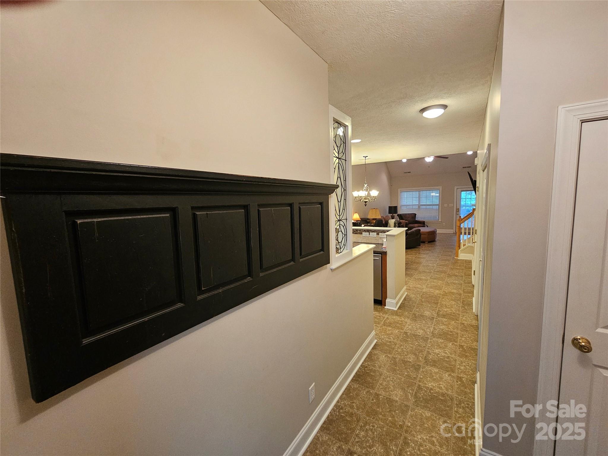 2026 Talbot Lane Property Photo 34