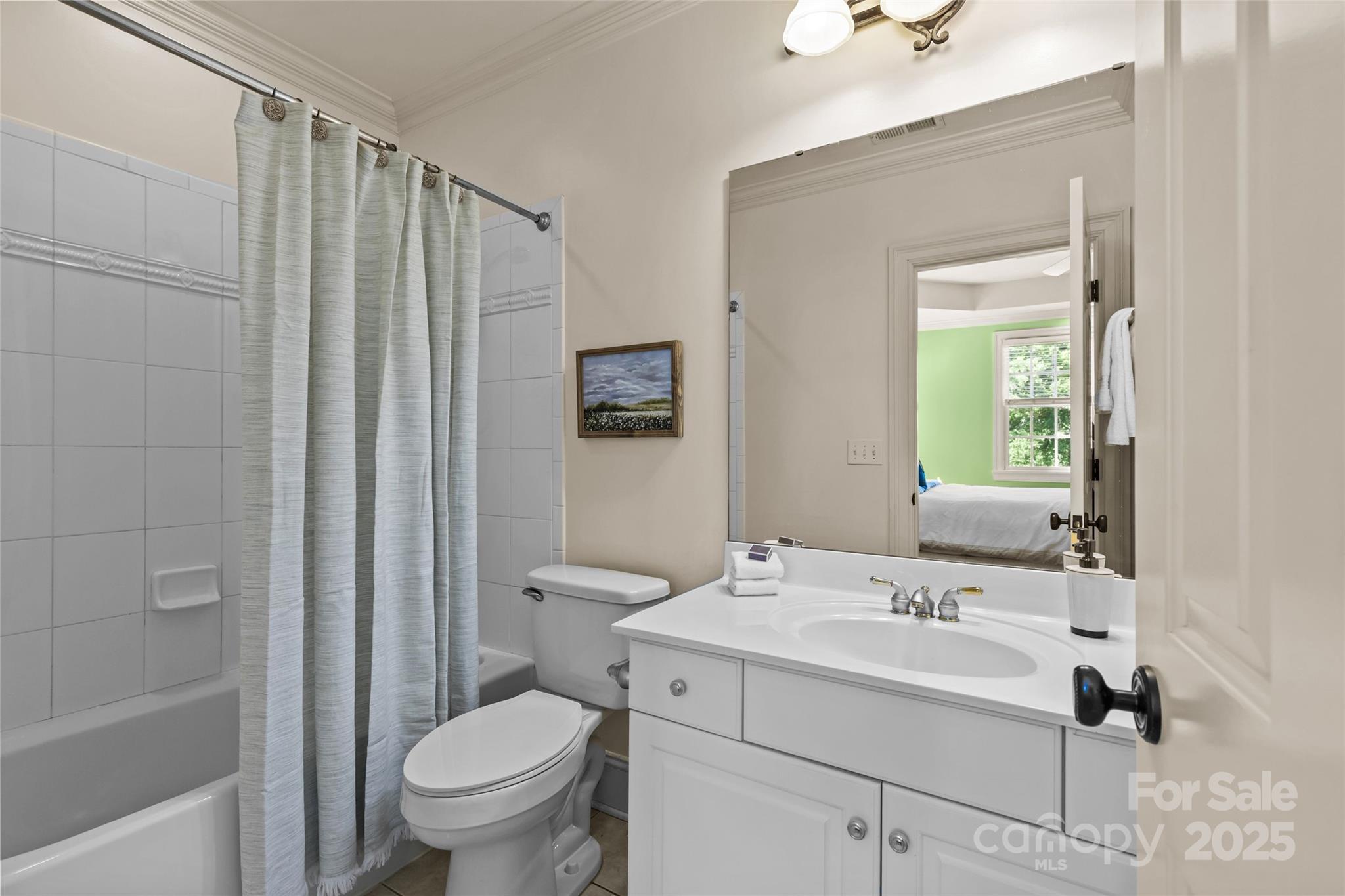 1009 Seminole Drive Property Photo 19