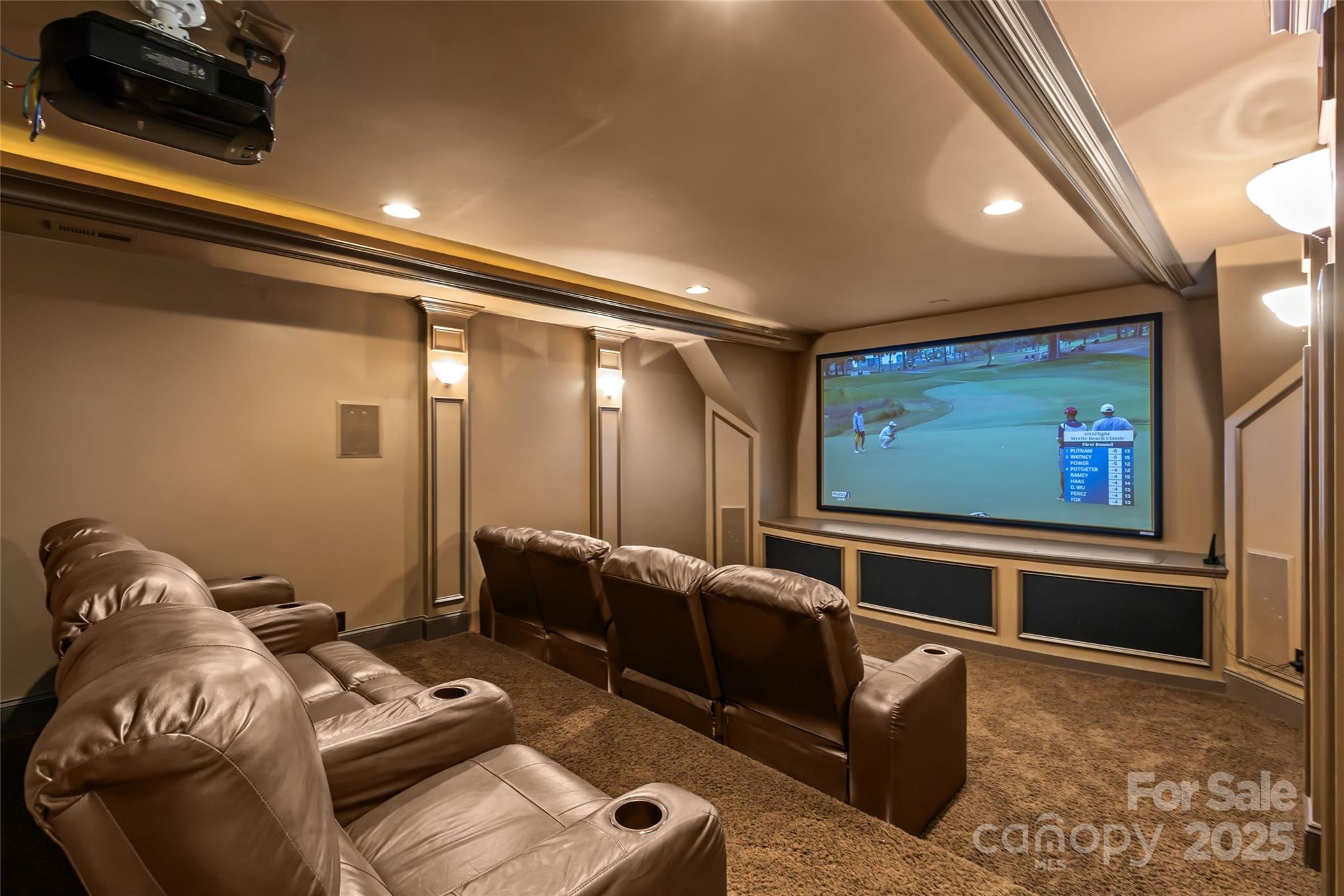 1009 Seminole Drive Property Photo 24