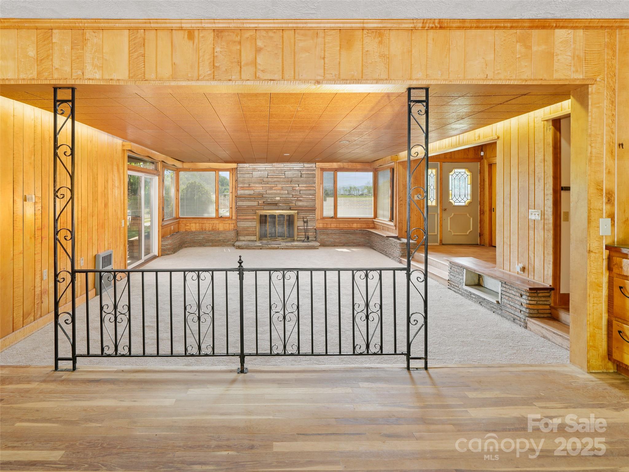 110 Crest View Road Property Photo 8