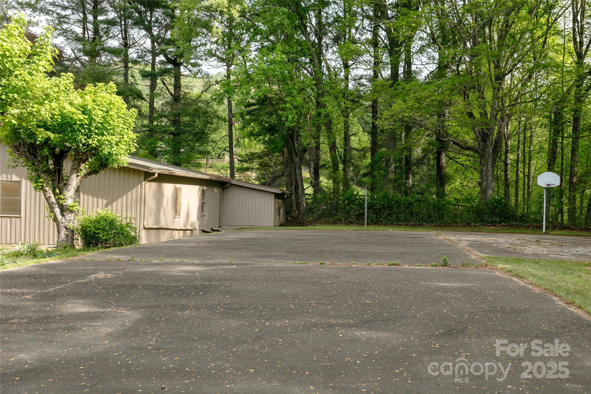 110 Crest View Road Property Photo 30