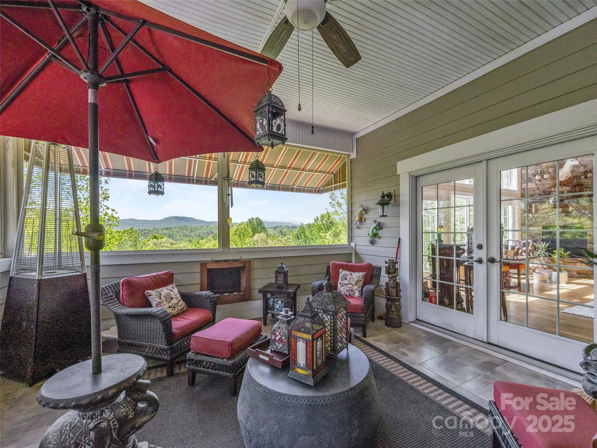 410 Lamp Post Drive Property Photo 18