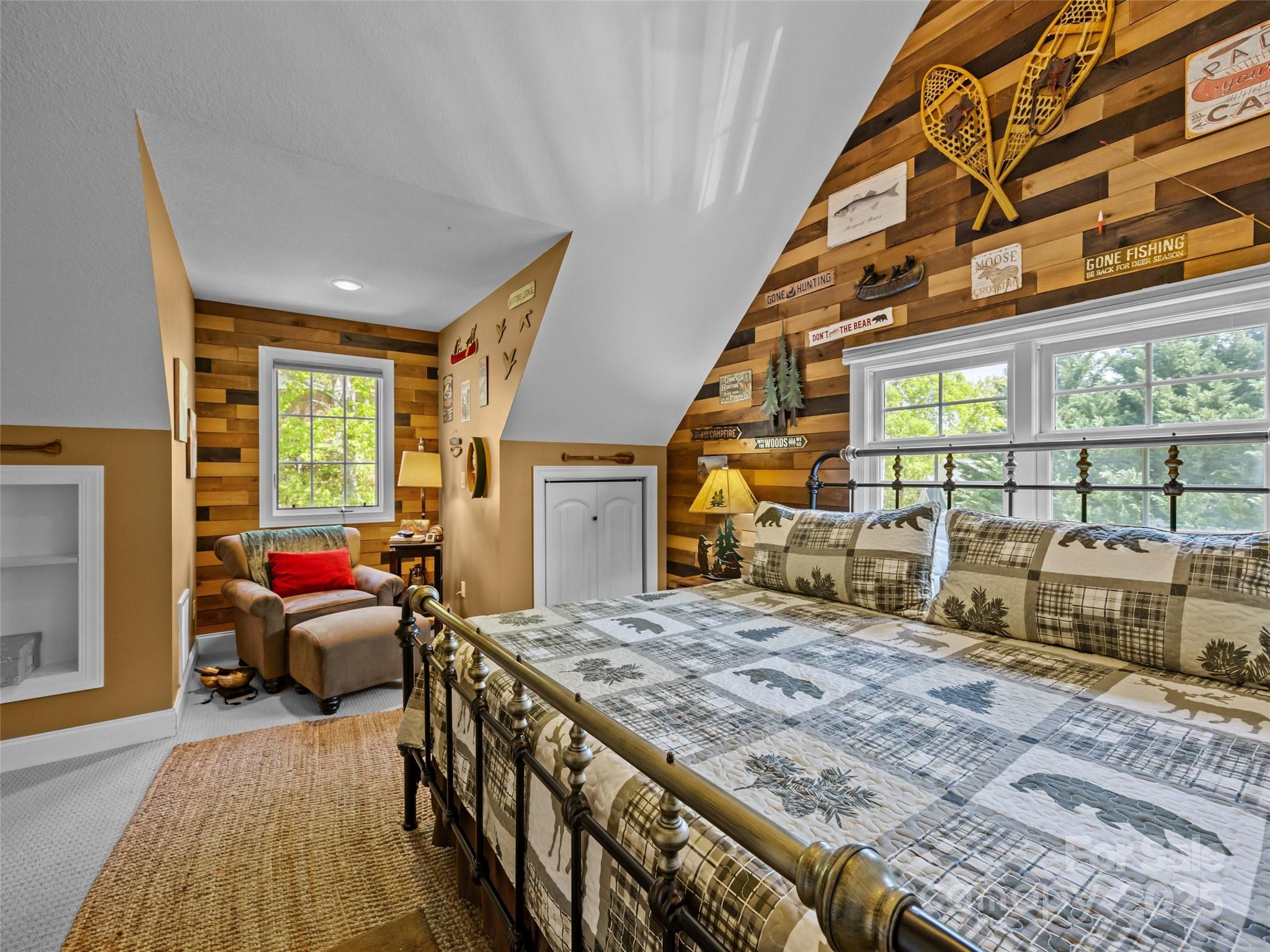 410 Lamp Post Drive Property Photo 35