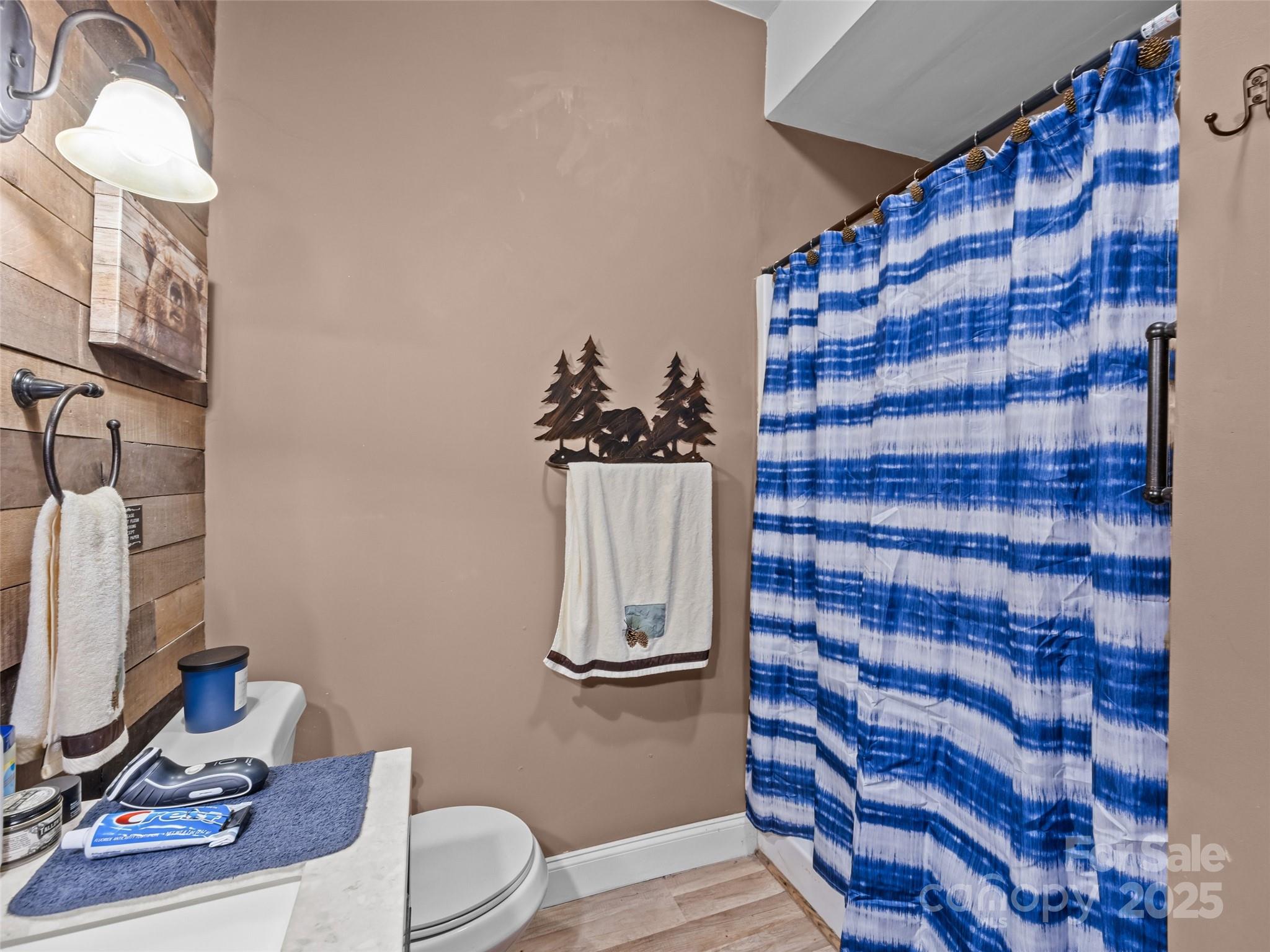 410 Lamp Post Drive Property Photo 45