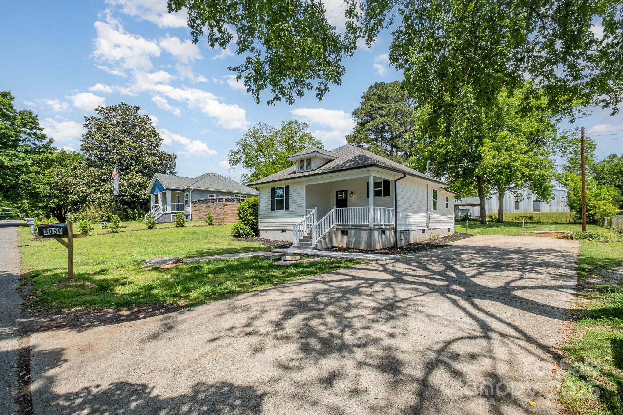 3050 Millstone Drive Property Photo 4