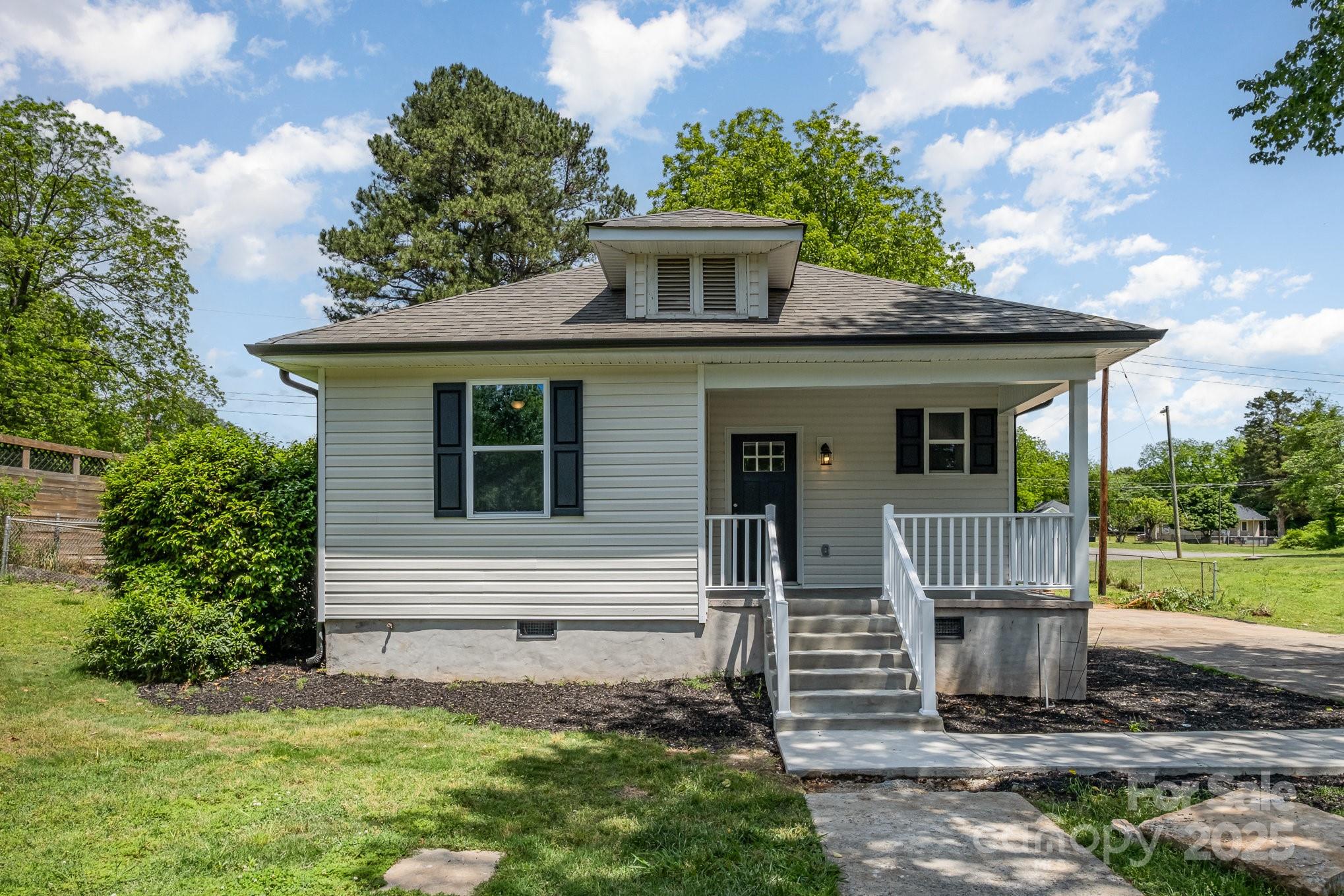 3050 Millstone Drive Property Photo 6