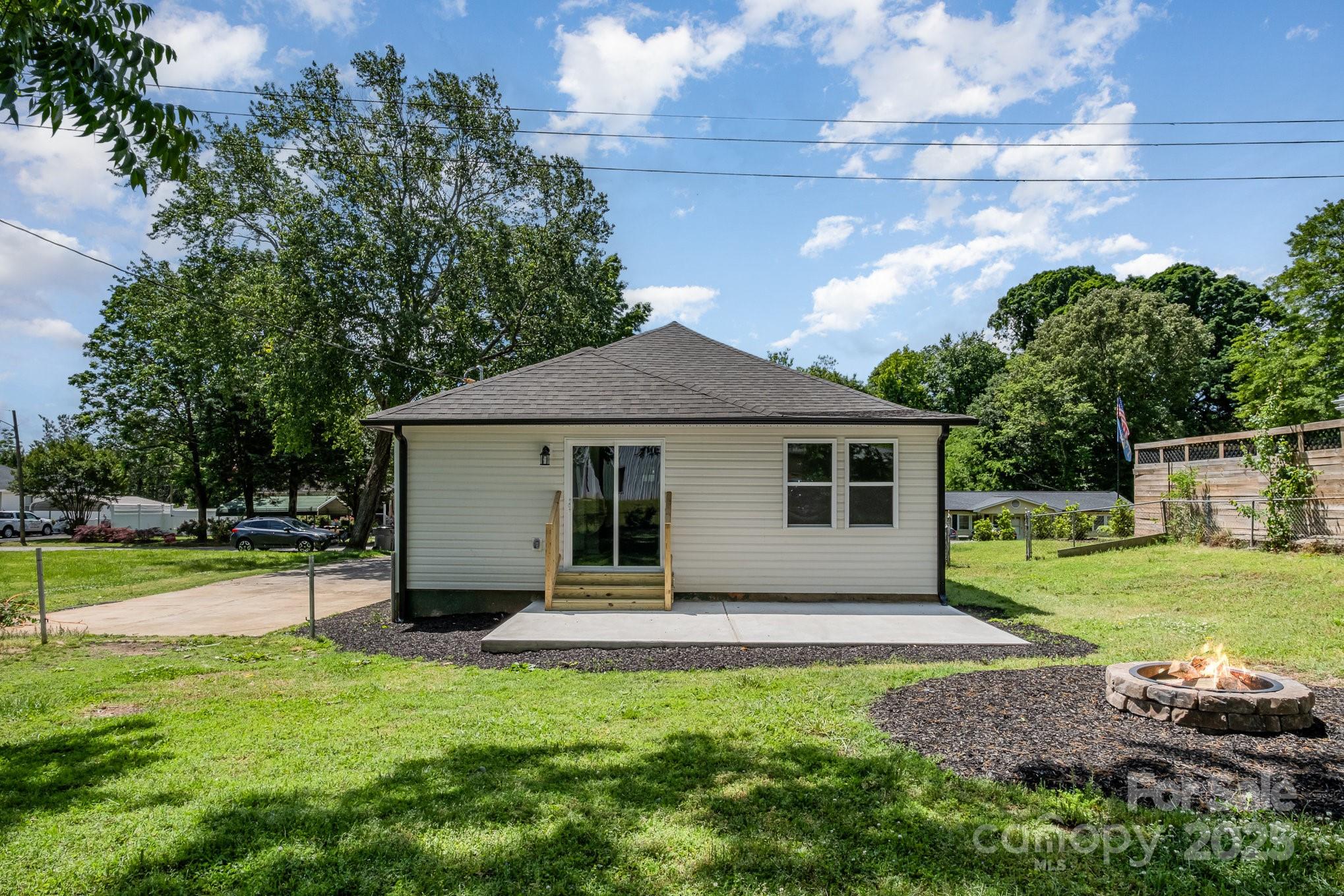 3050 Millstone Drive Property Photo 18