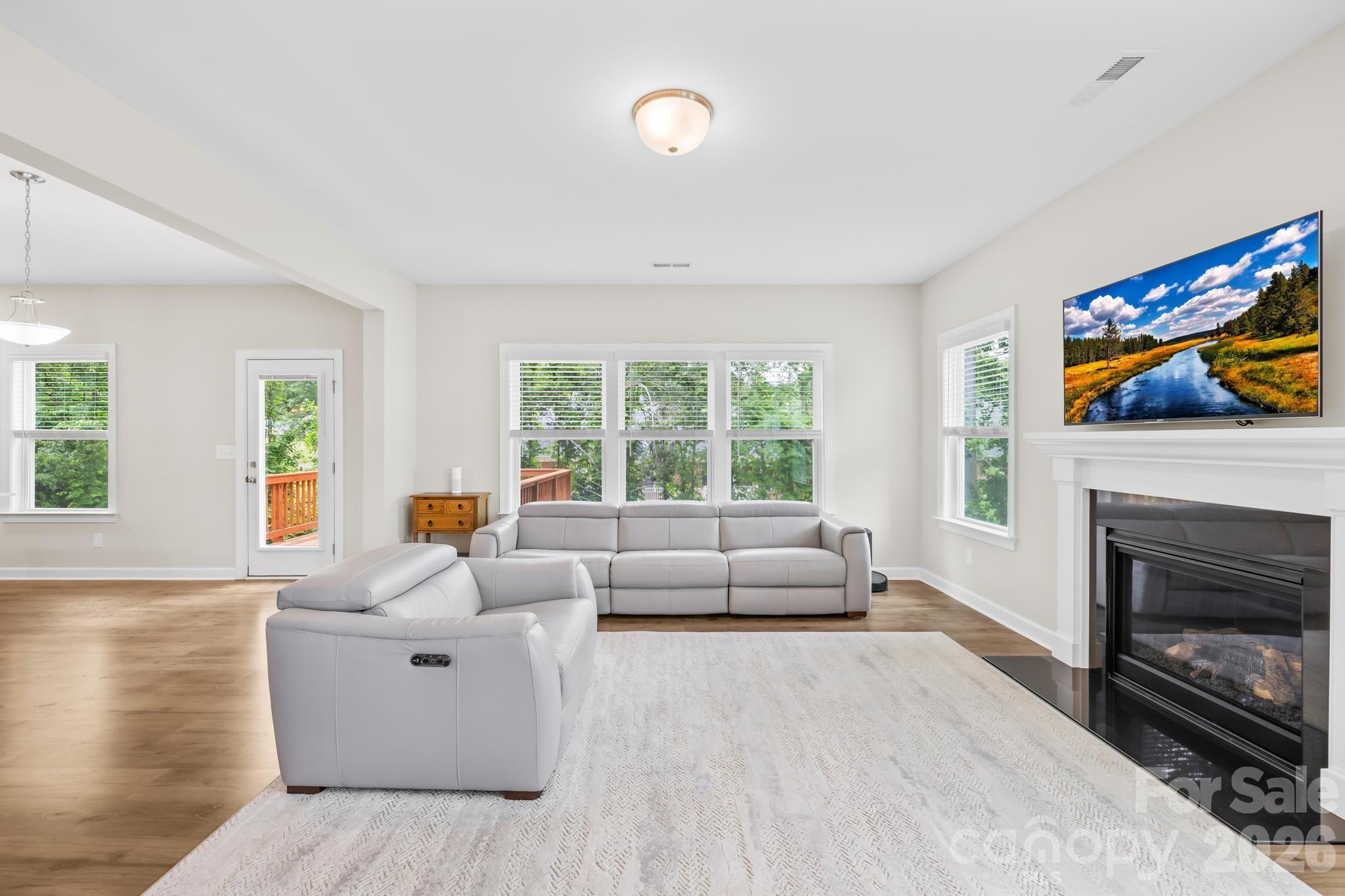 106 Kirsche Court Property Photo 7
