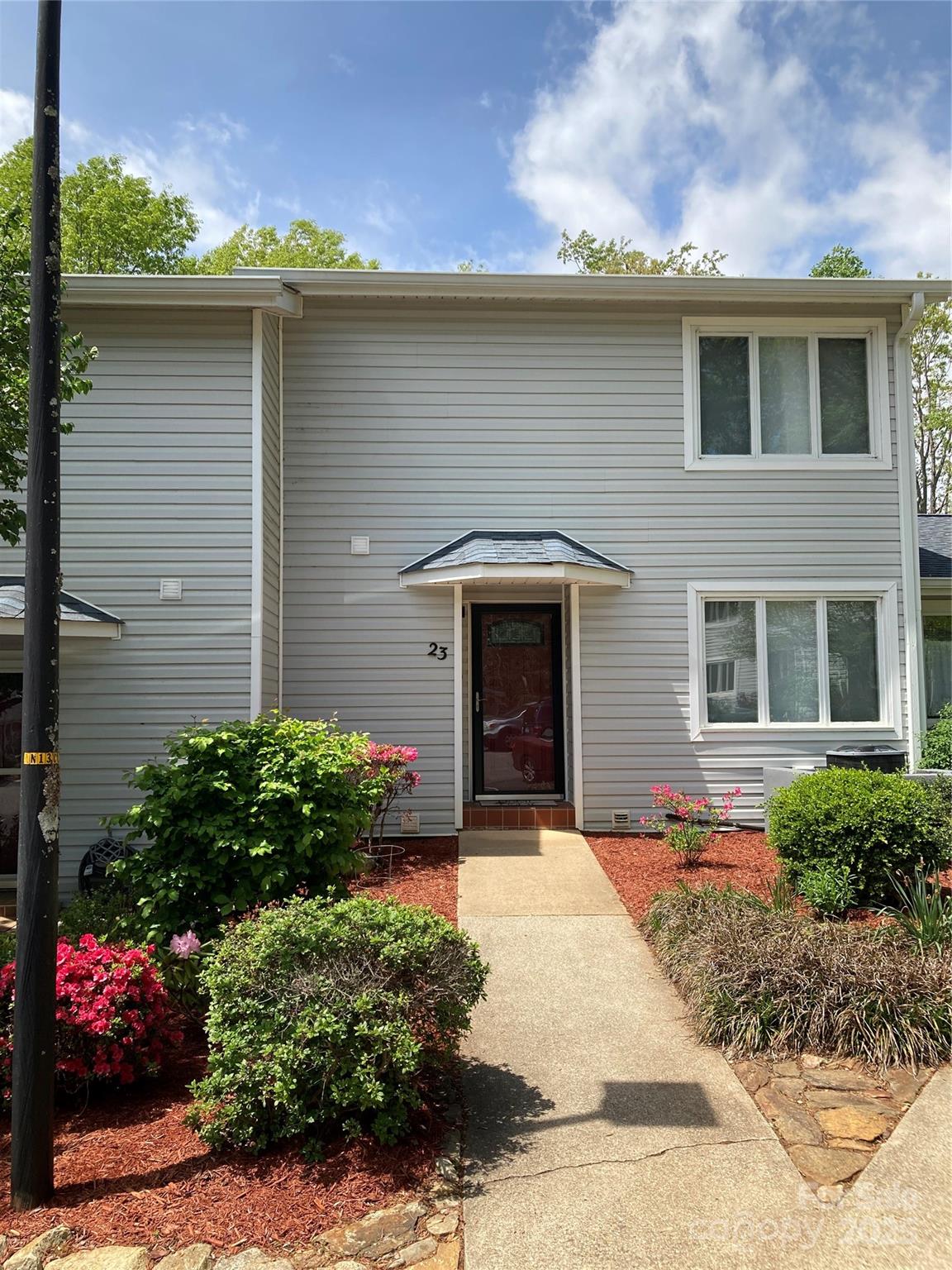 23 Hollybrook Drive Property Photo 1