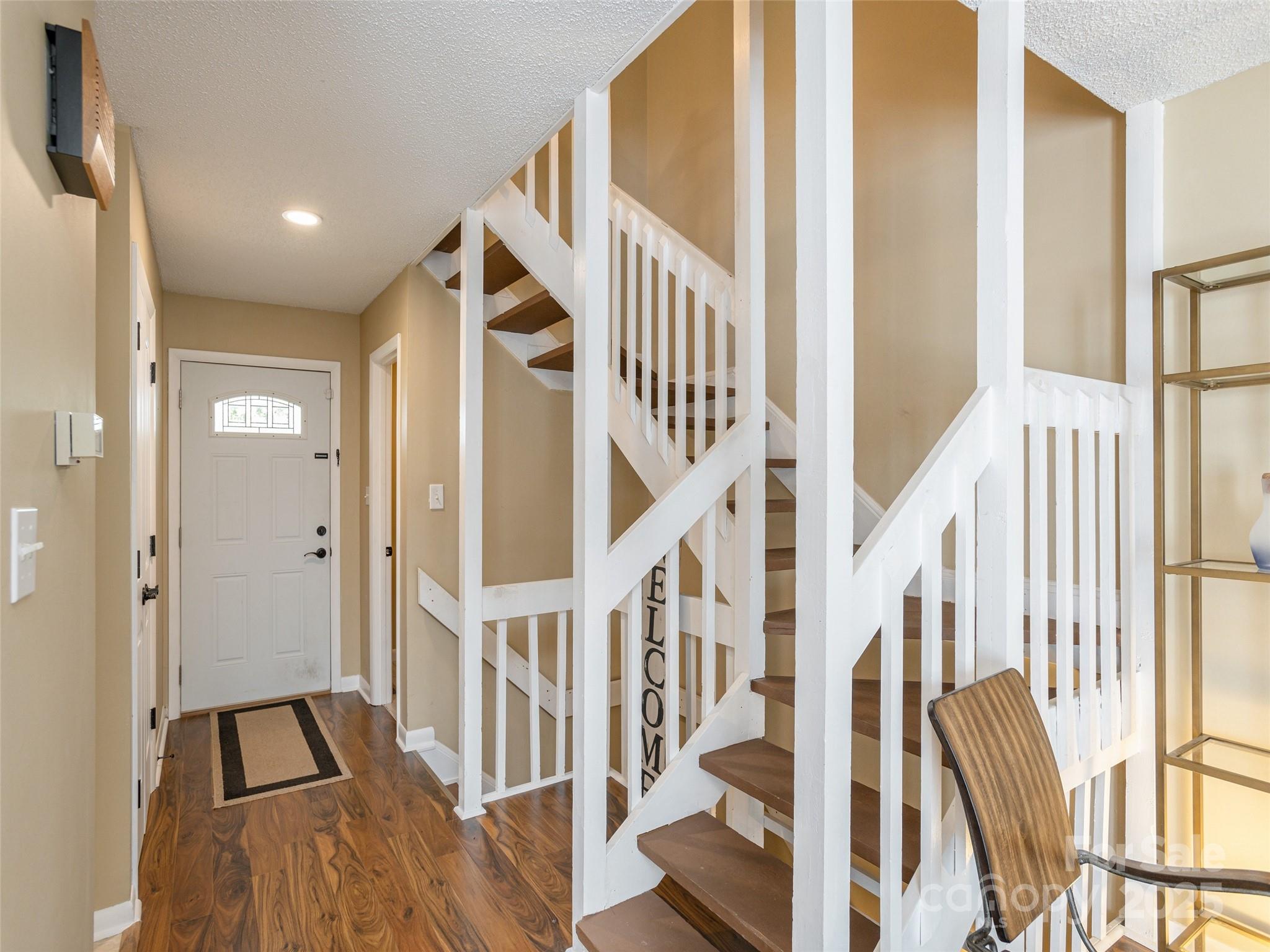 23 Hollybrook Drive Property Photo 3