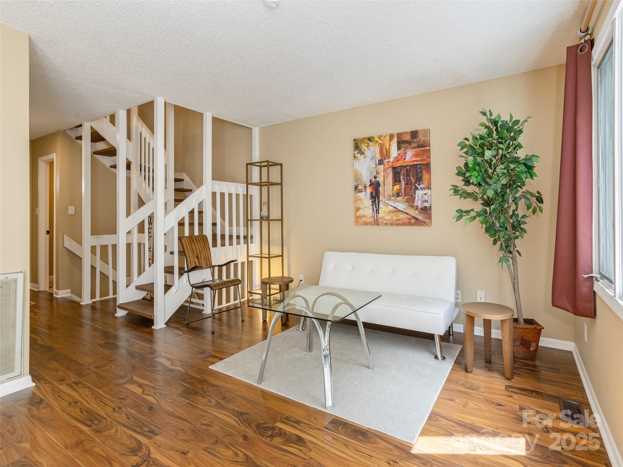 23 Hollybrook Drive Property Photo 4