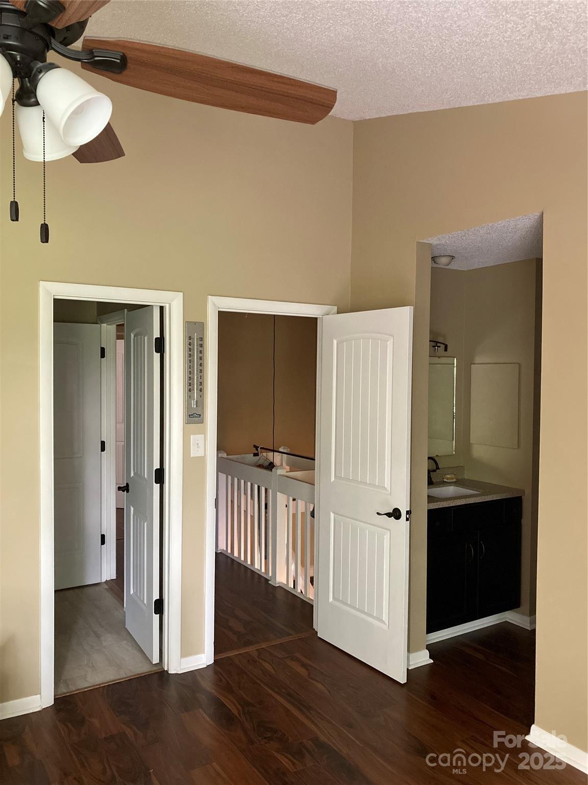 23 Hollybrook Drive Property Photo 12