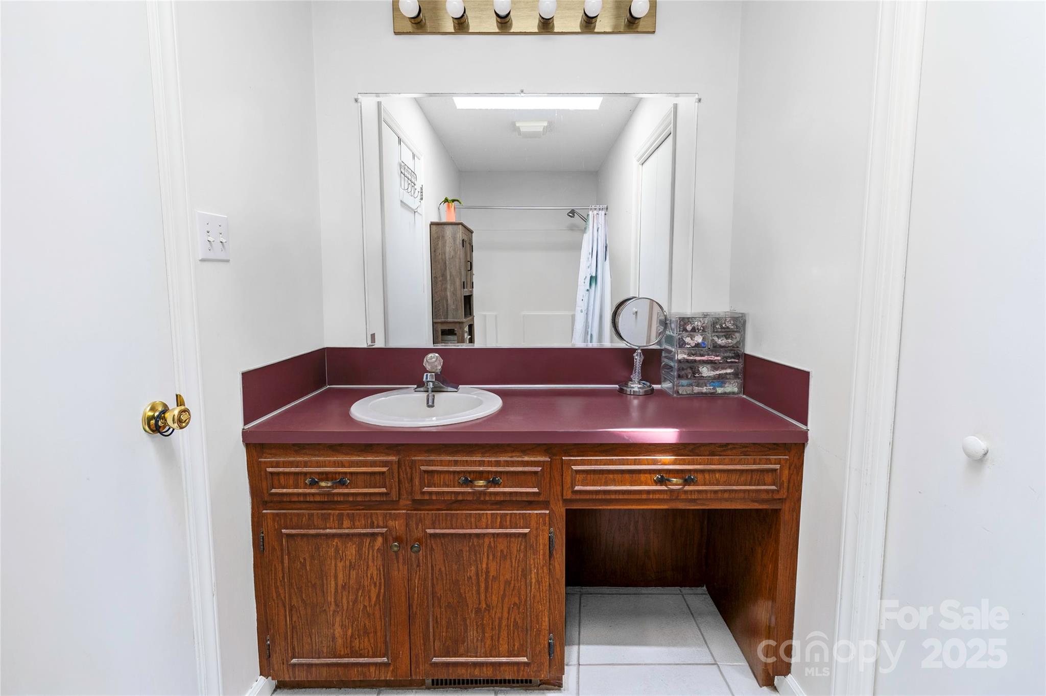 174 Perrin Drive Property Photo 16