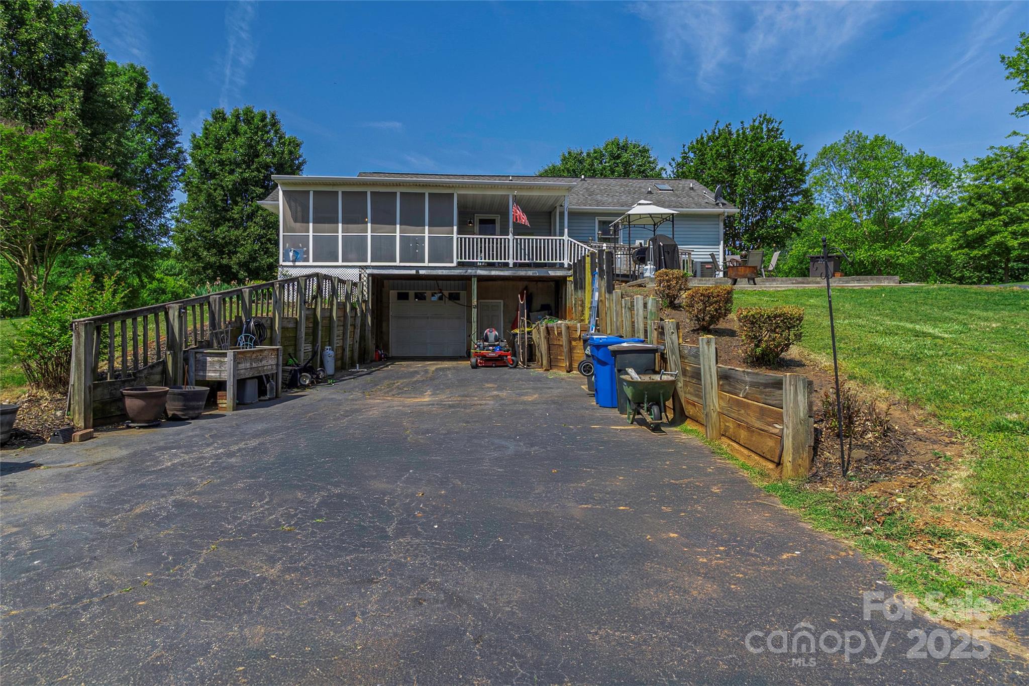 174 Perrin Drive Property Photo 20