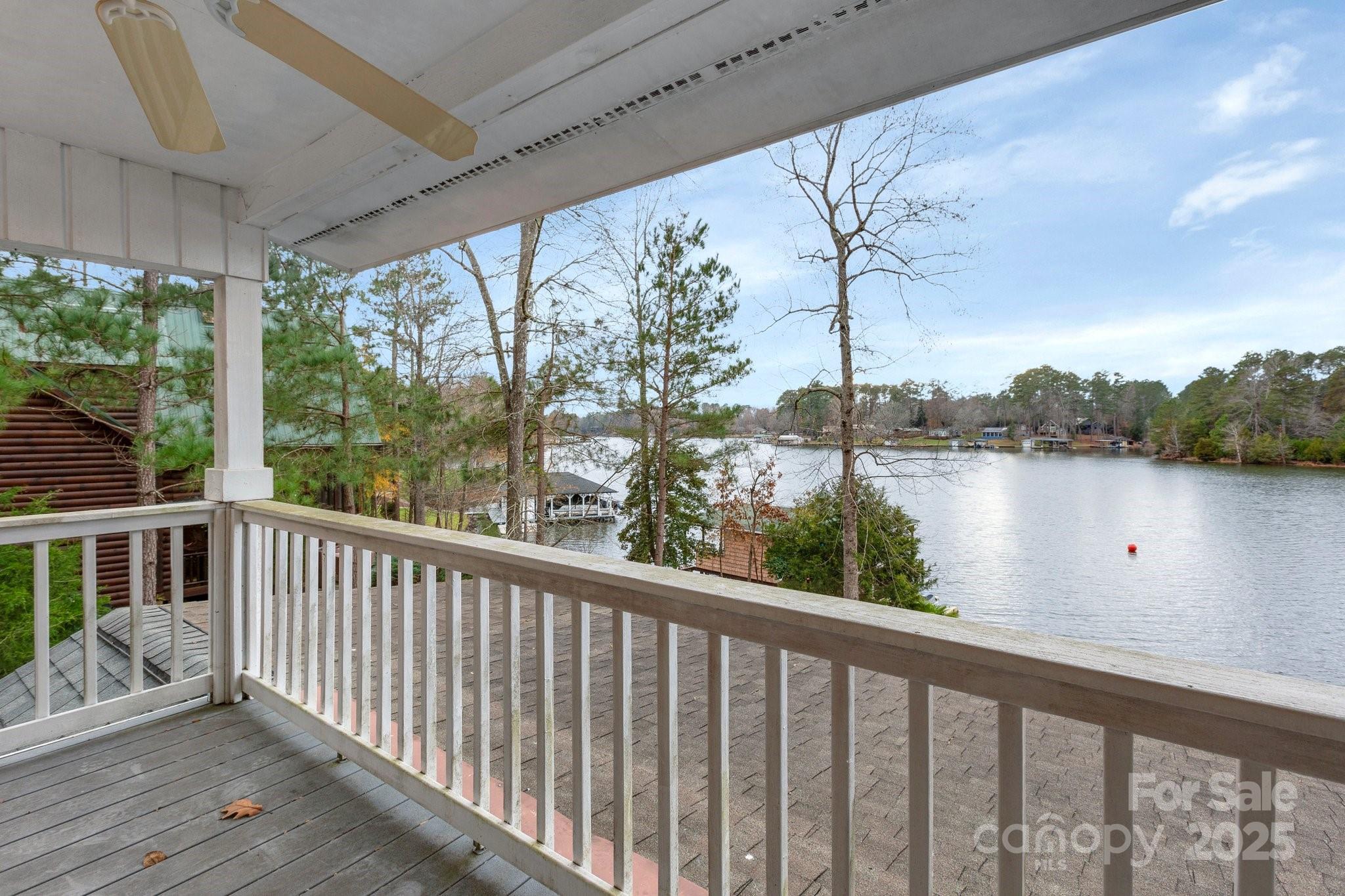 192 Diana Drive Property Photo 1