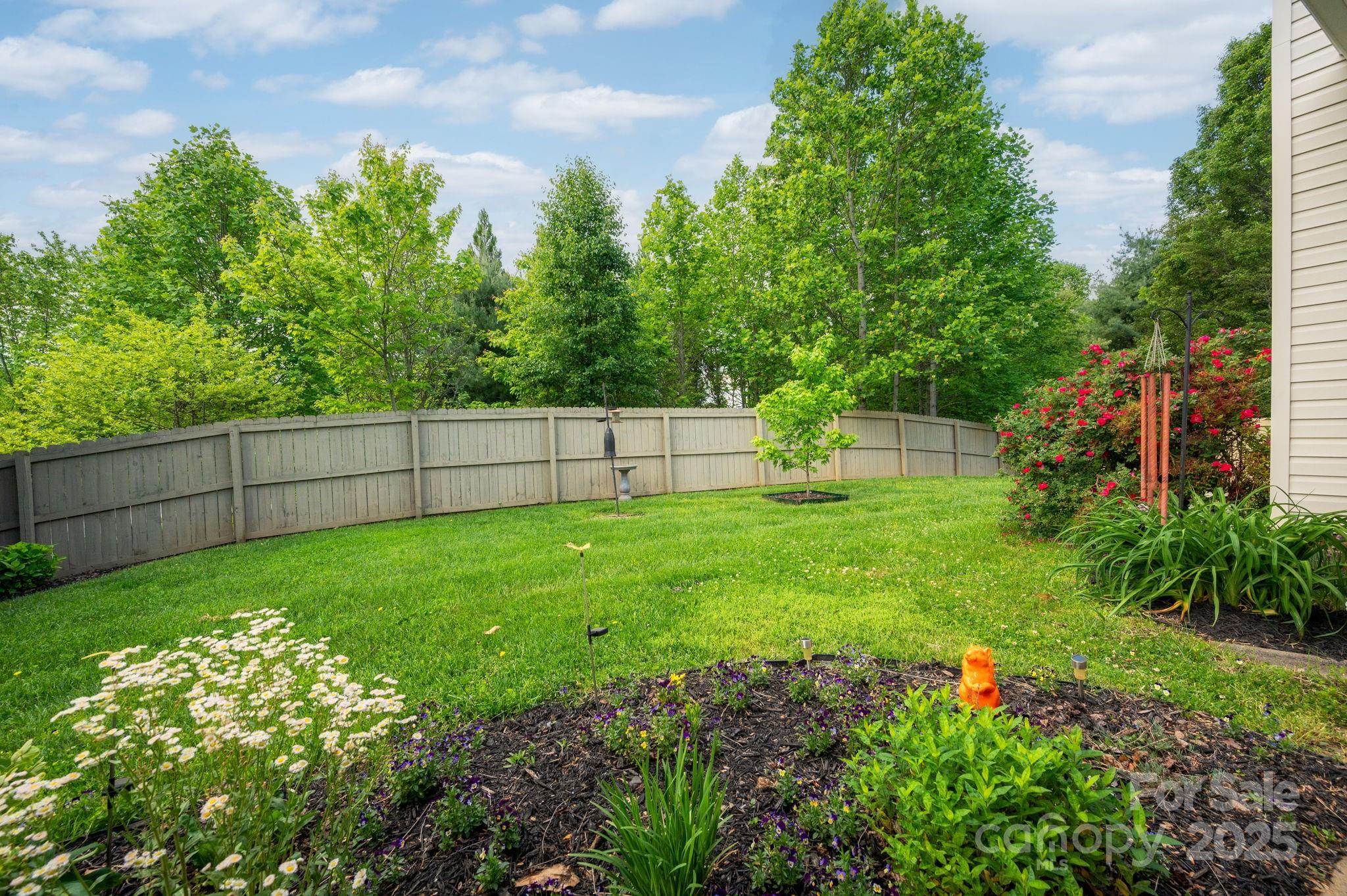 102 W Farm Creek Drive Property Photo 16