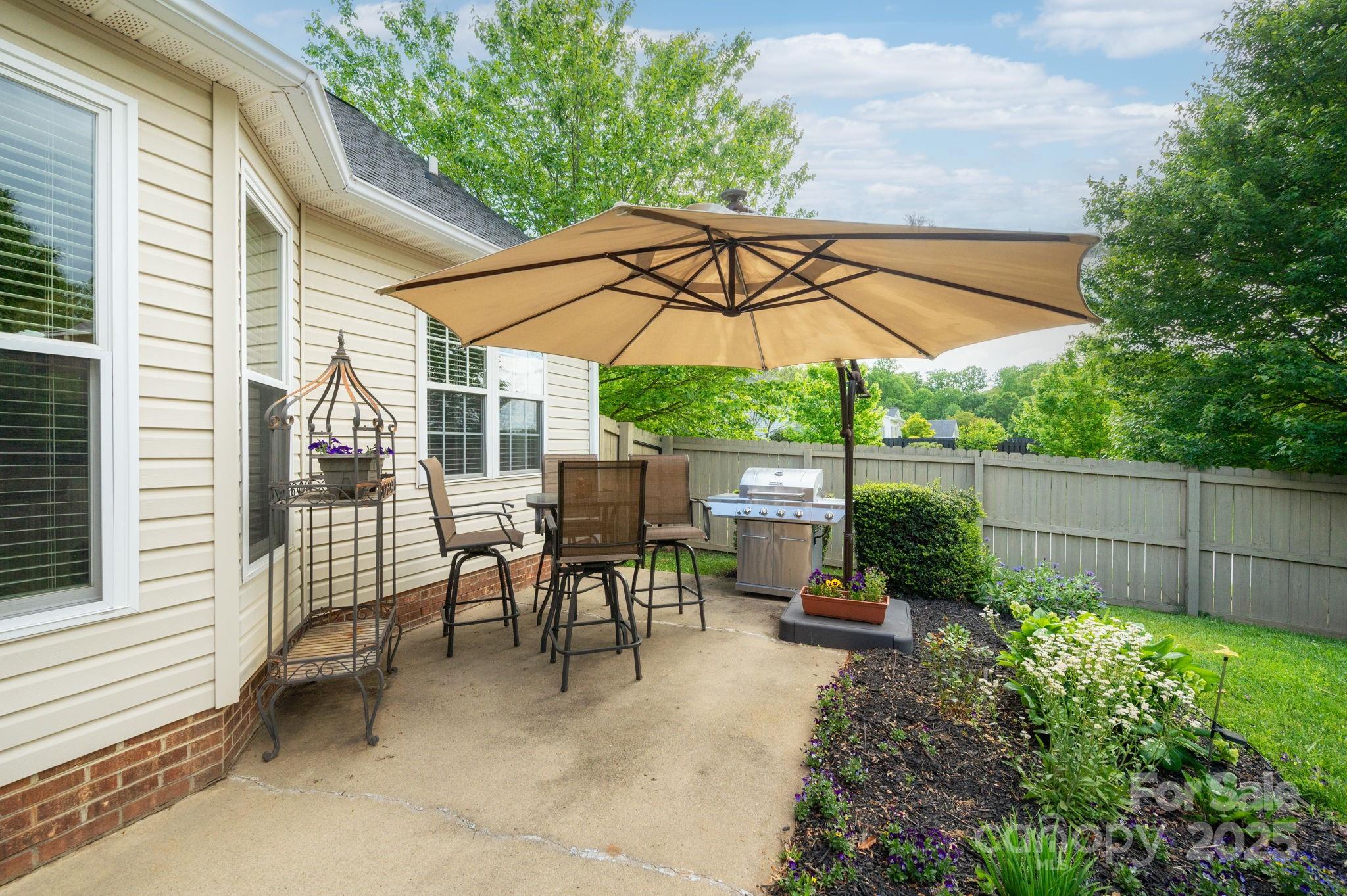 102 W Farm Creek Drive Property Photo 17