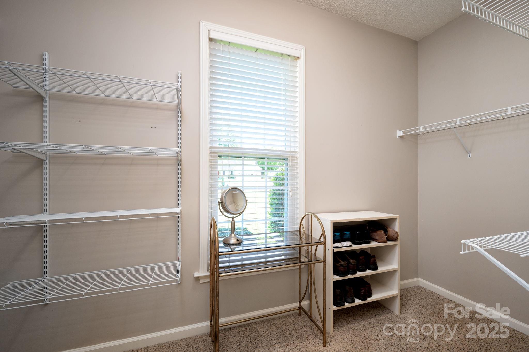 102 W Farm Creek Drive Property Photo 23