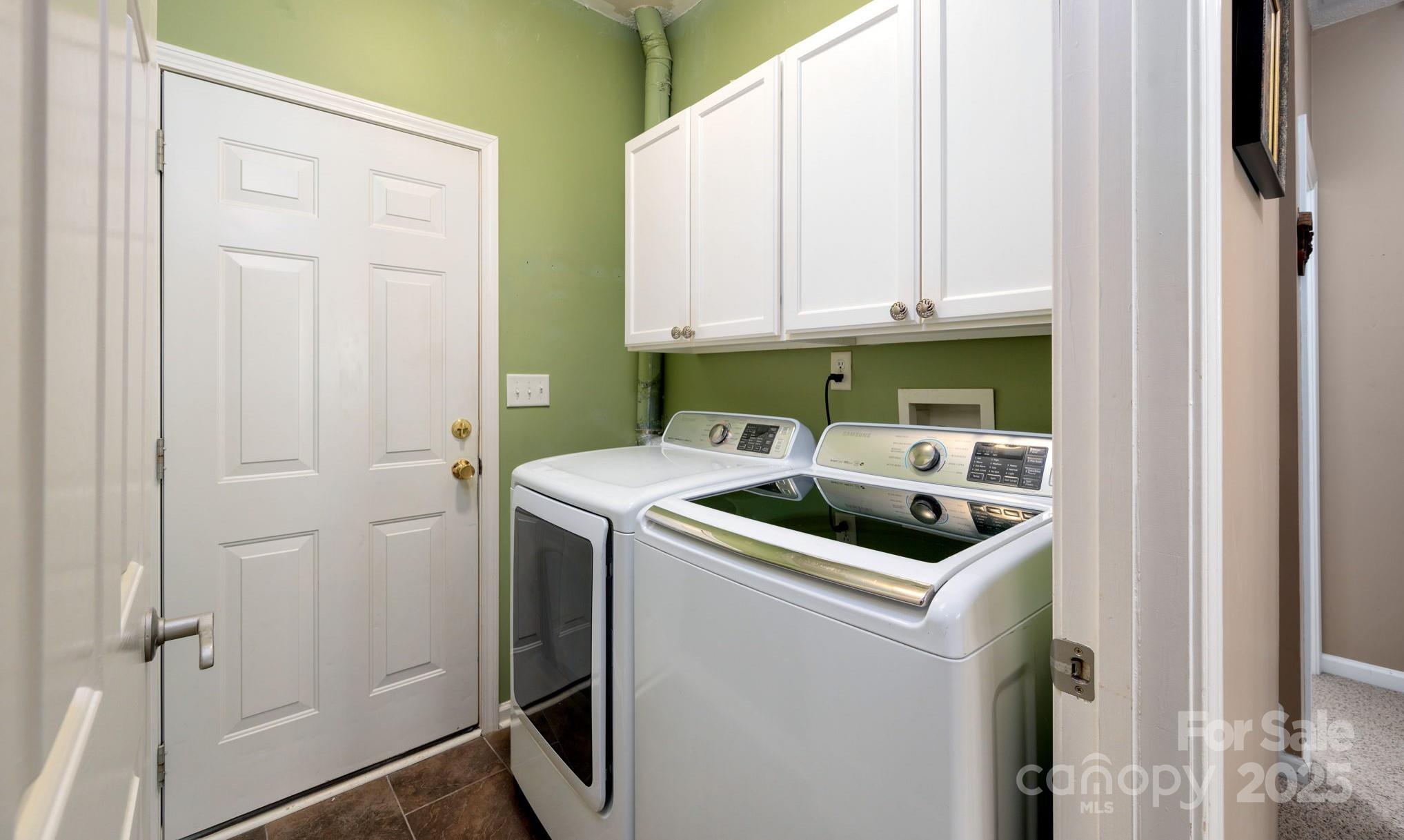 102 W Farm Creek Drive Property Photo 29