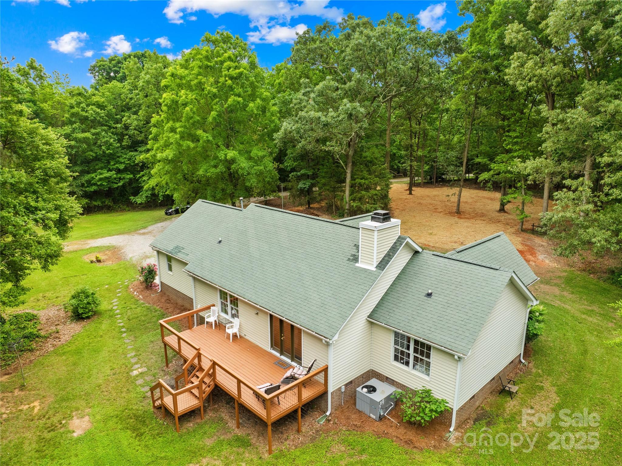 5903 Wm Griffin Road Property Photo 3
