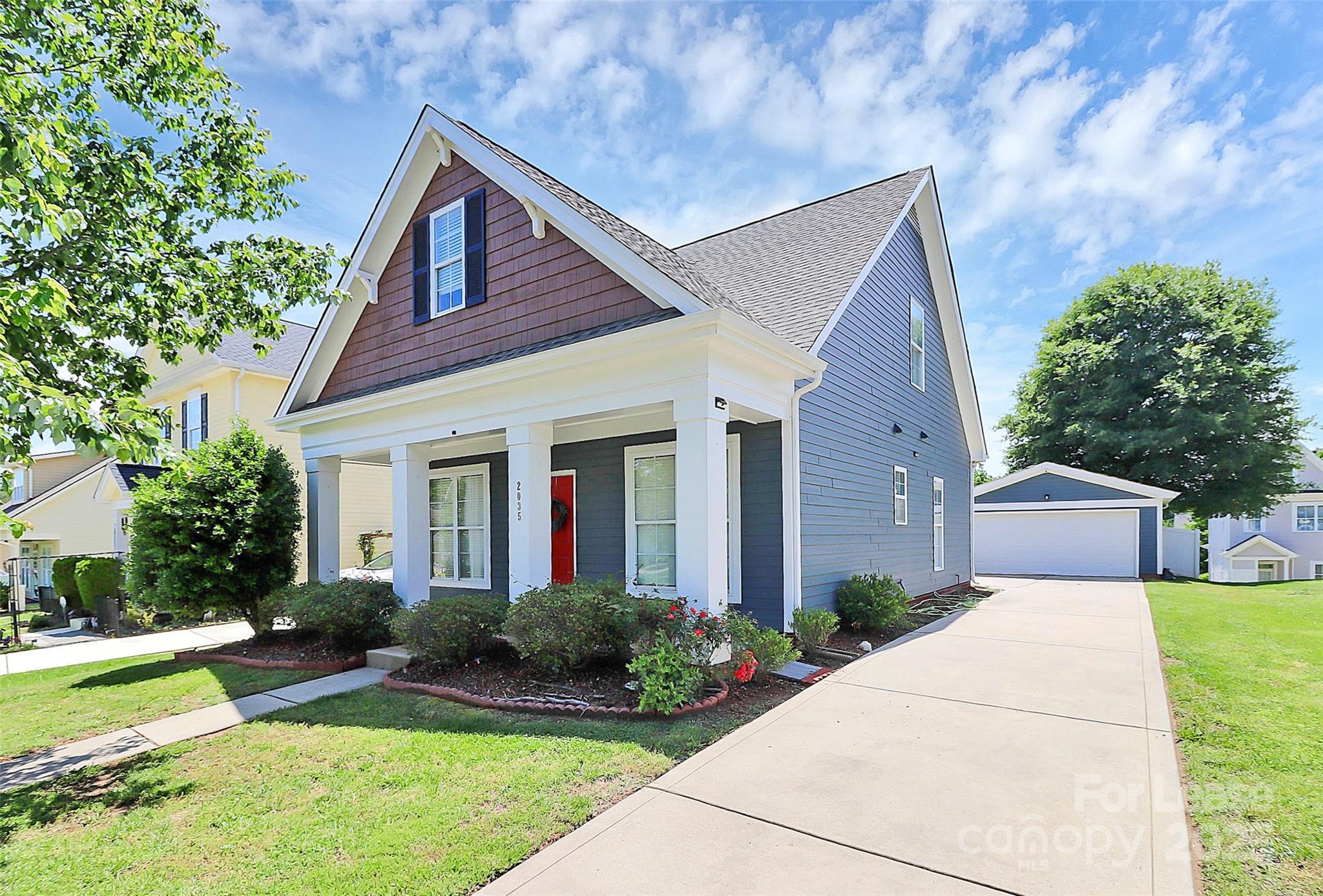 2035 Golden Ridge Lane Property Photo 1