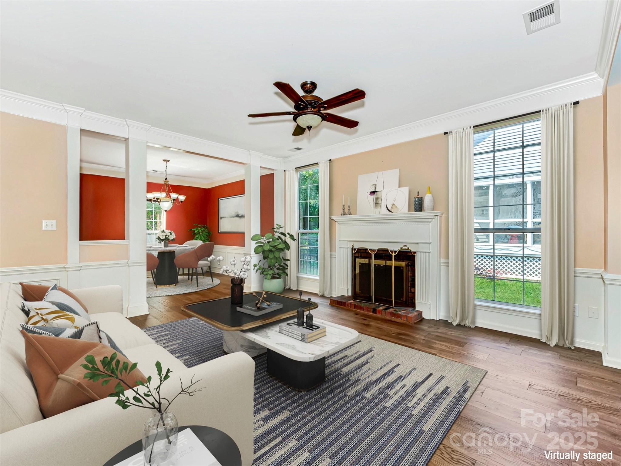 2825 Redfield Drive Property Photo 4