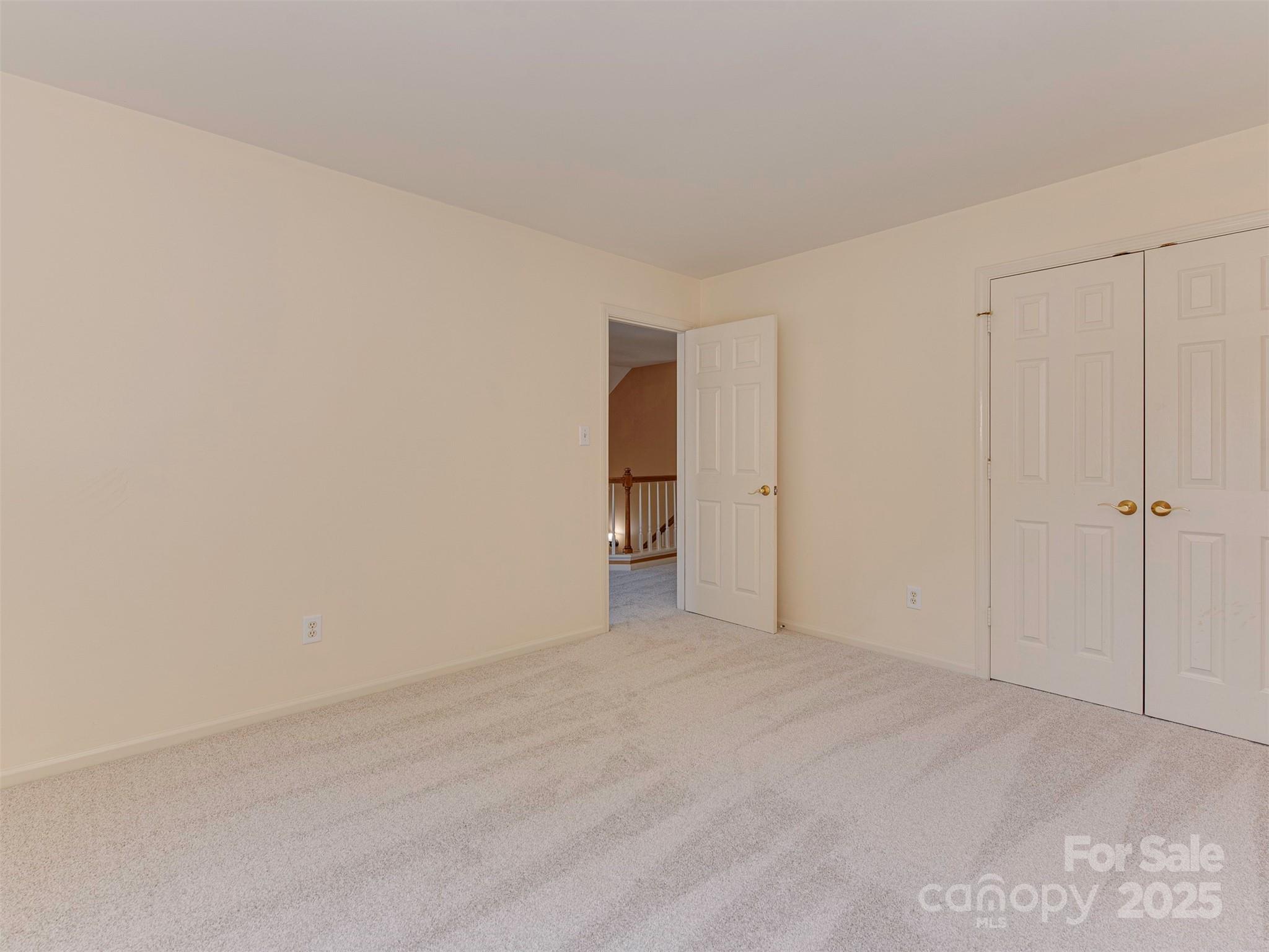 2825 Redfield Drive Property Photo 20