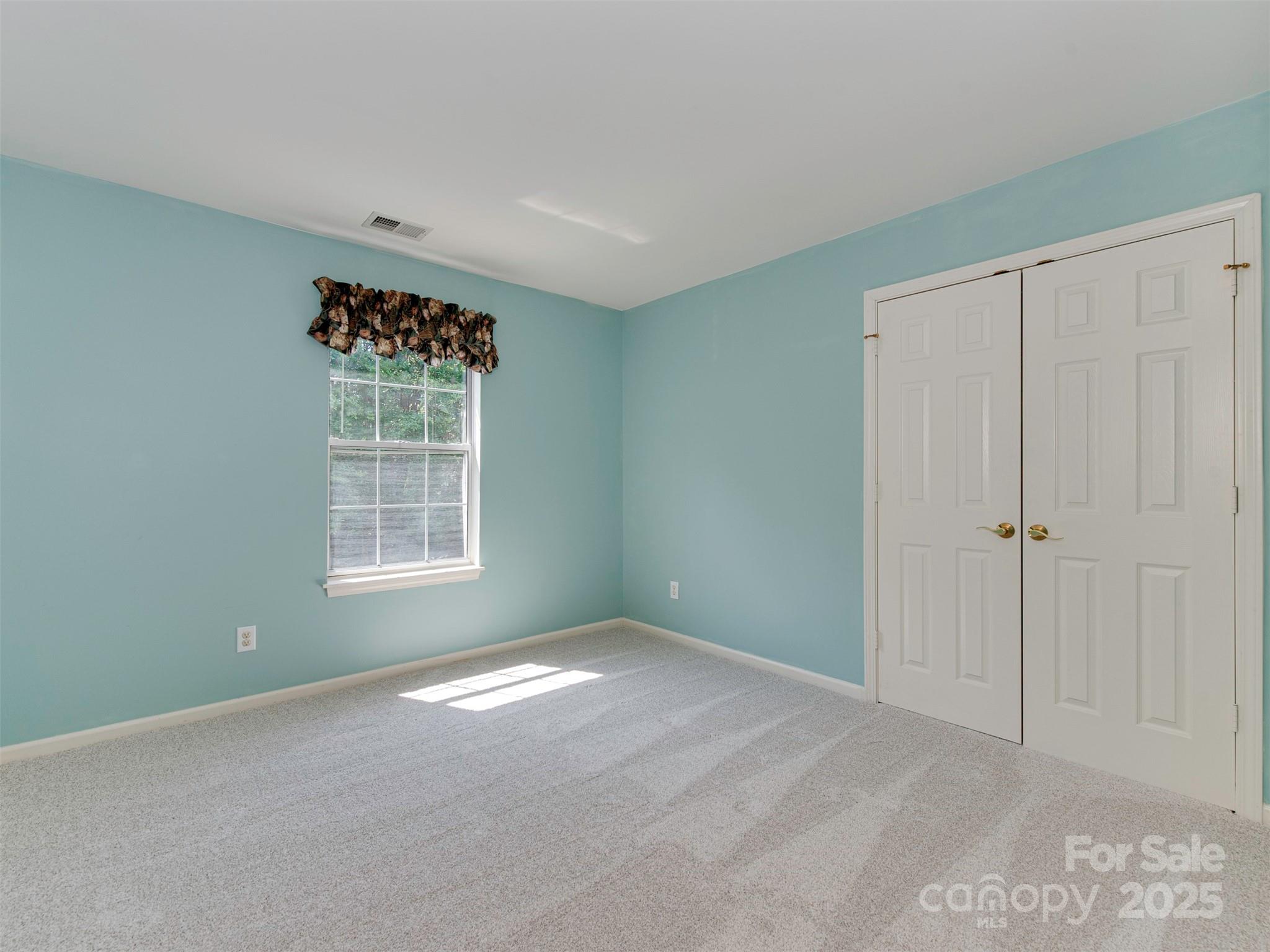 2825 Redfield Drive Property Photo 21