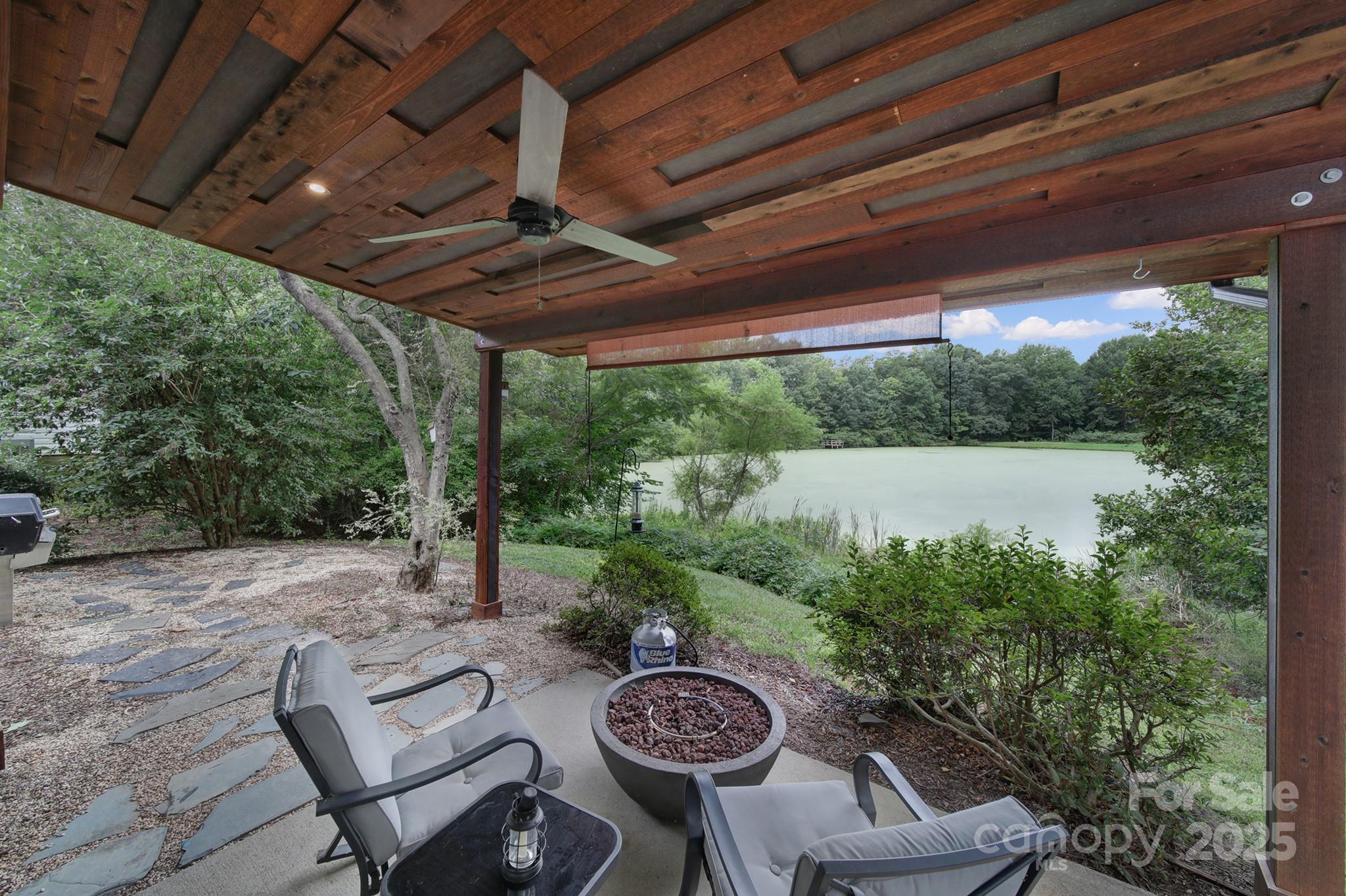 1021 Stinson Glen Lane Property Photo 24