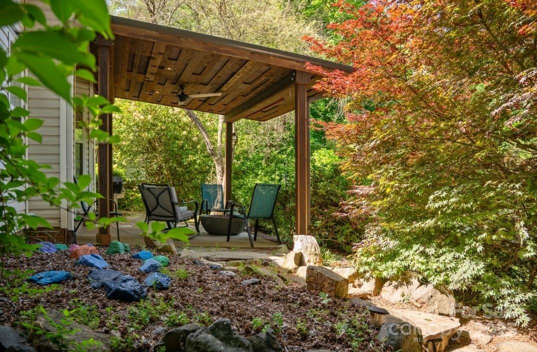 1021 Stinson Glen Lane Property Photo 26