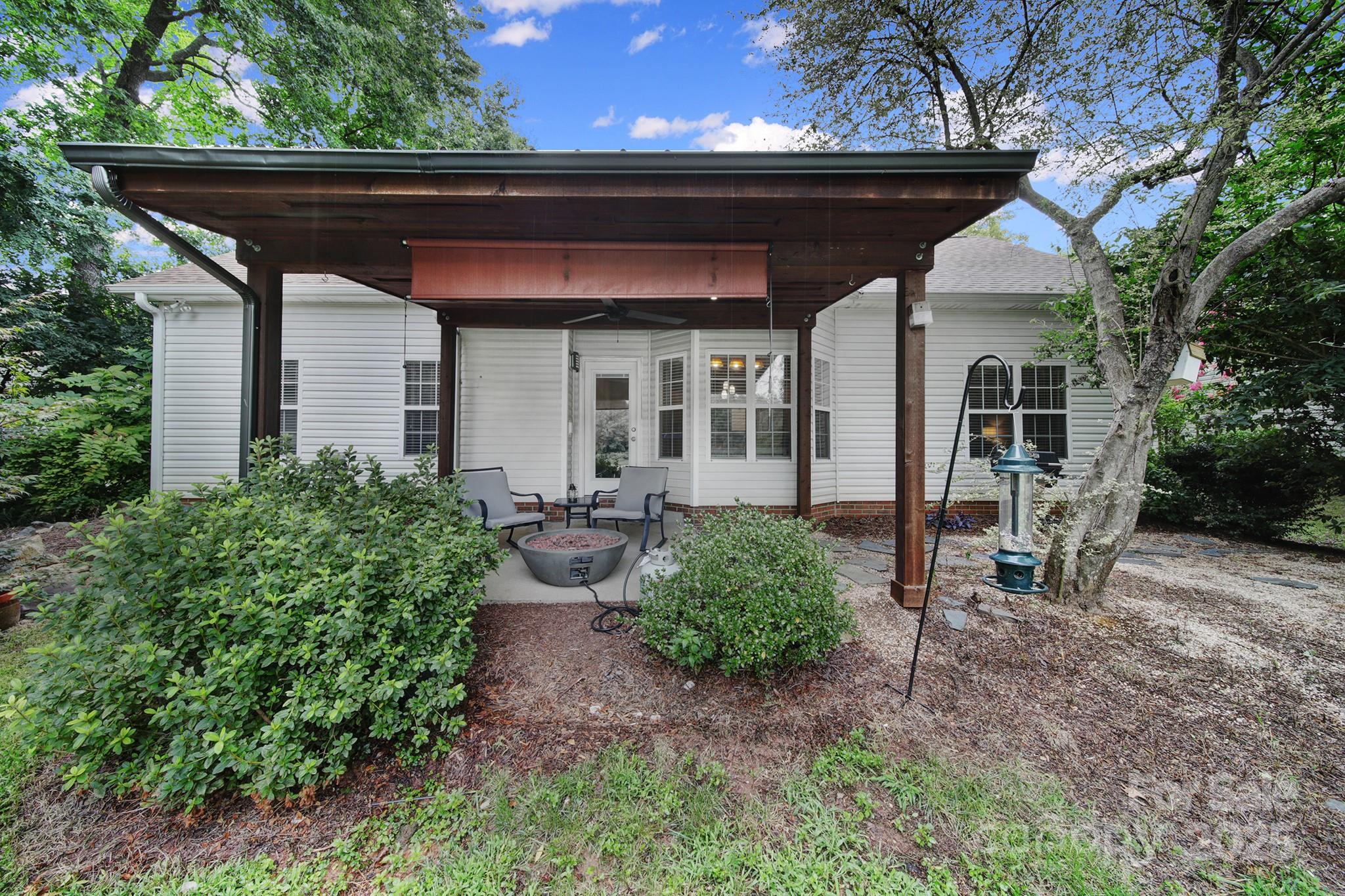 1021 Stinson Glen Lane Property Photo 27