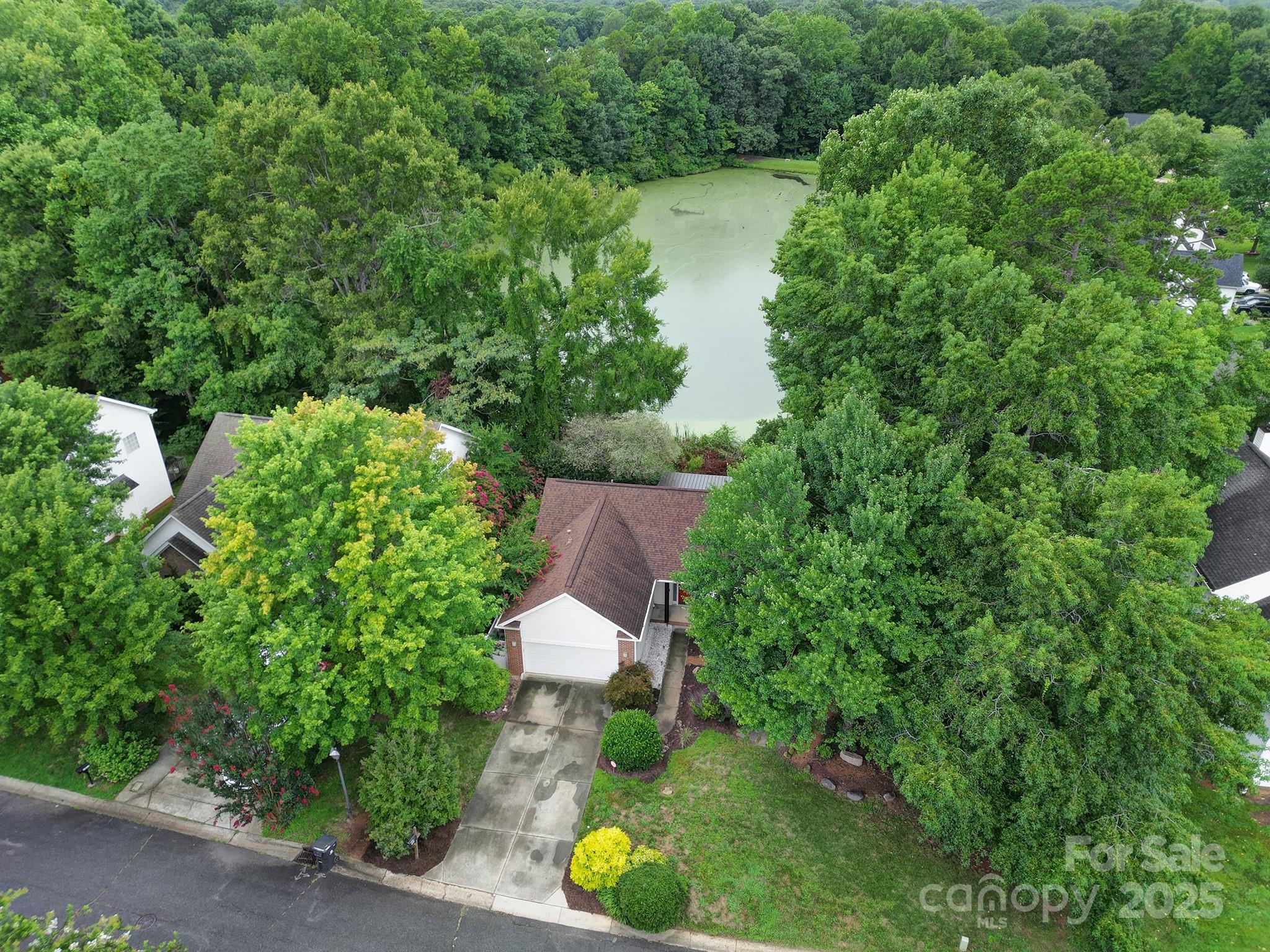 1021 Stinson Glen Lane Property Photo 32