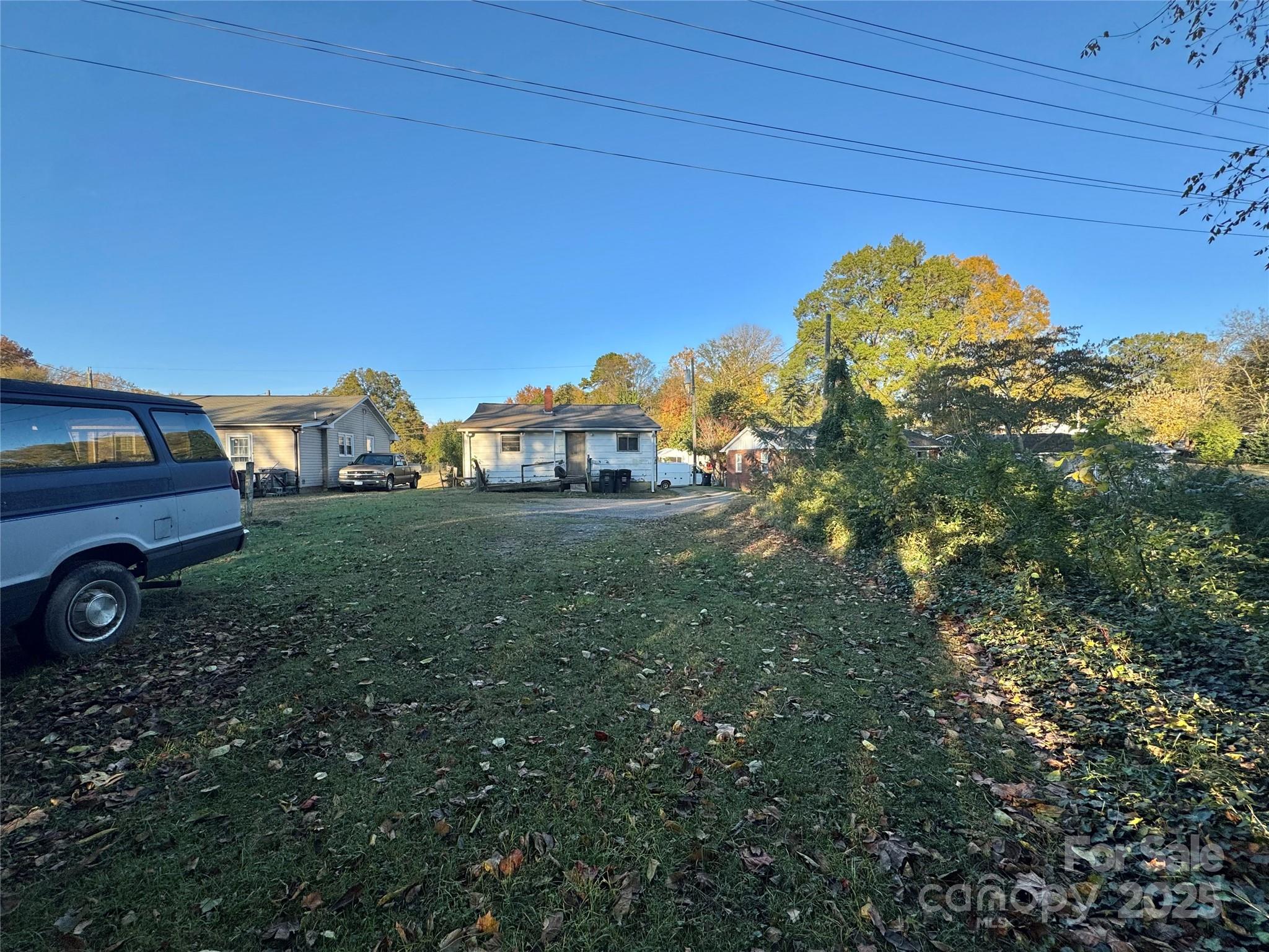 302 Melrose Drive Property Photo 2