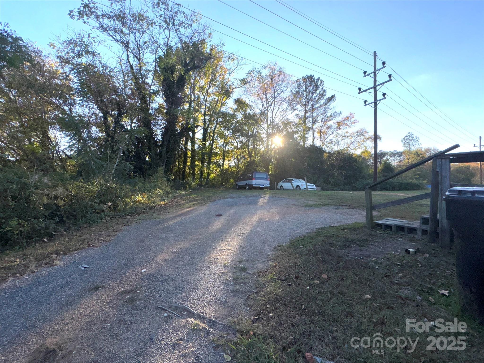 302 Melrose Drive Property Photo 14