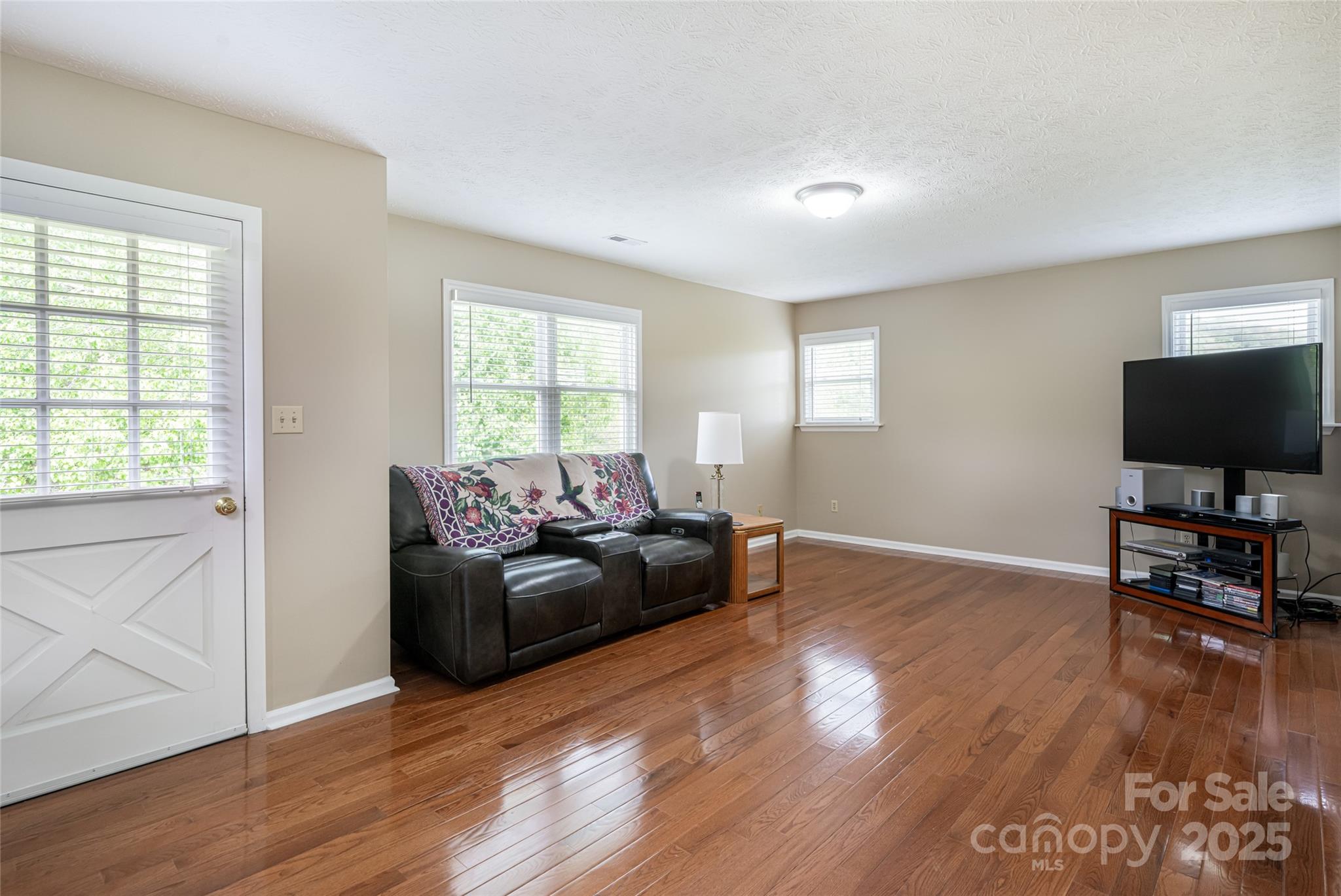 281 Curtis Creek Road Property Photo 6