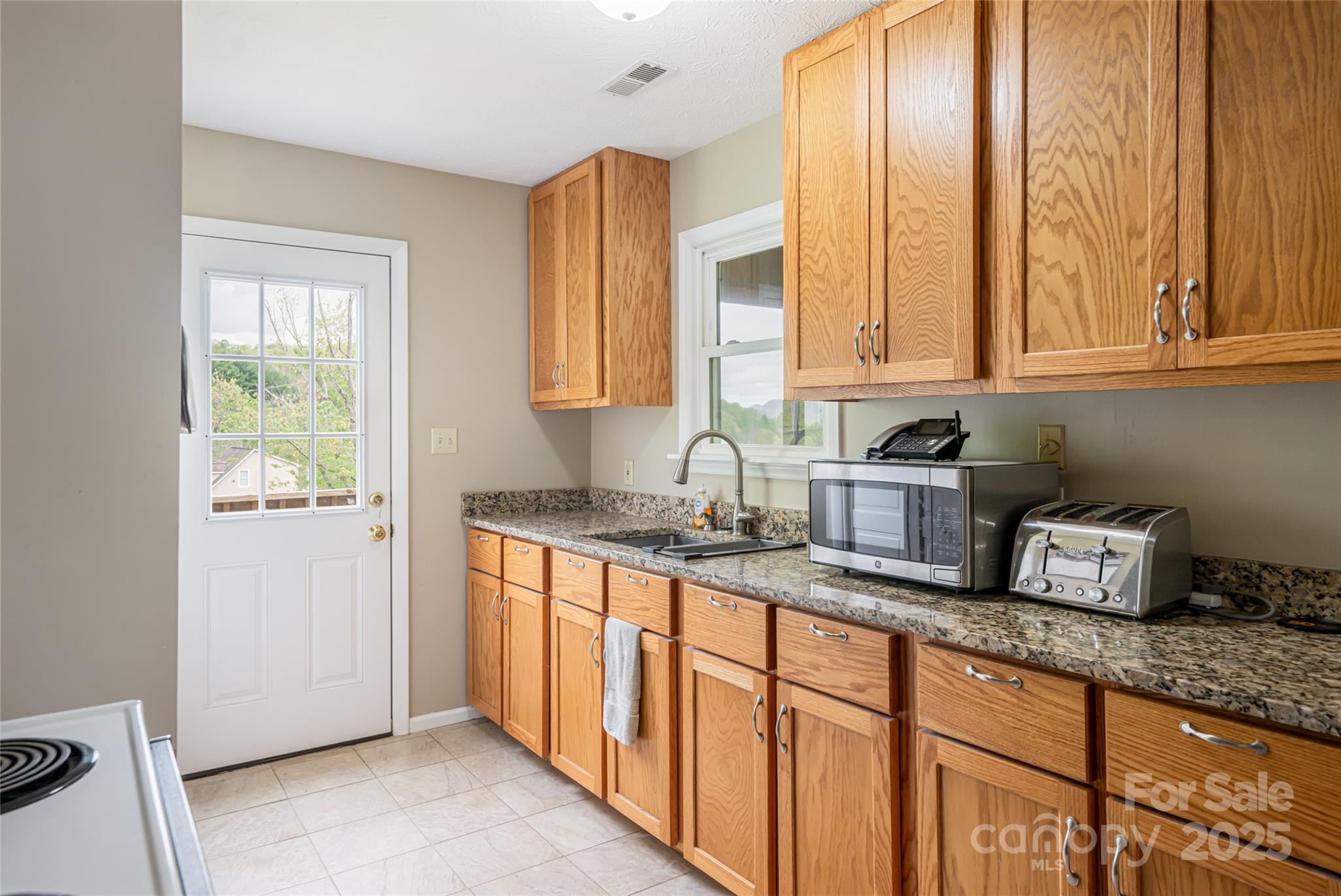 281 Curtis Creek Road Property Photo 11