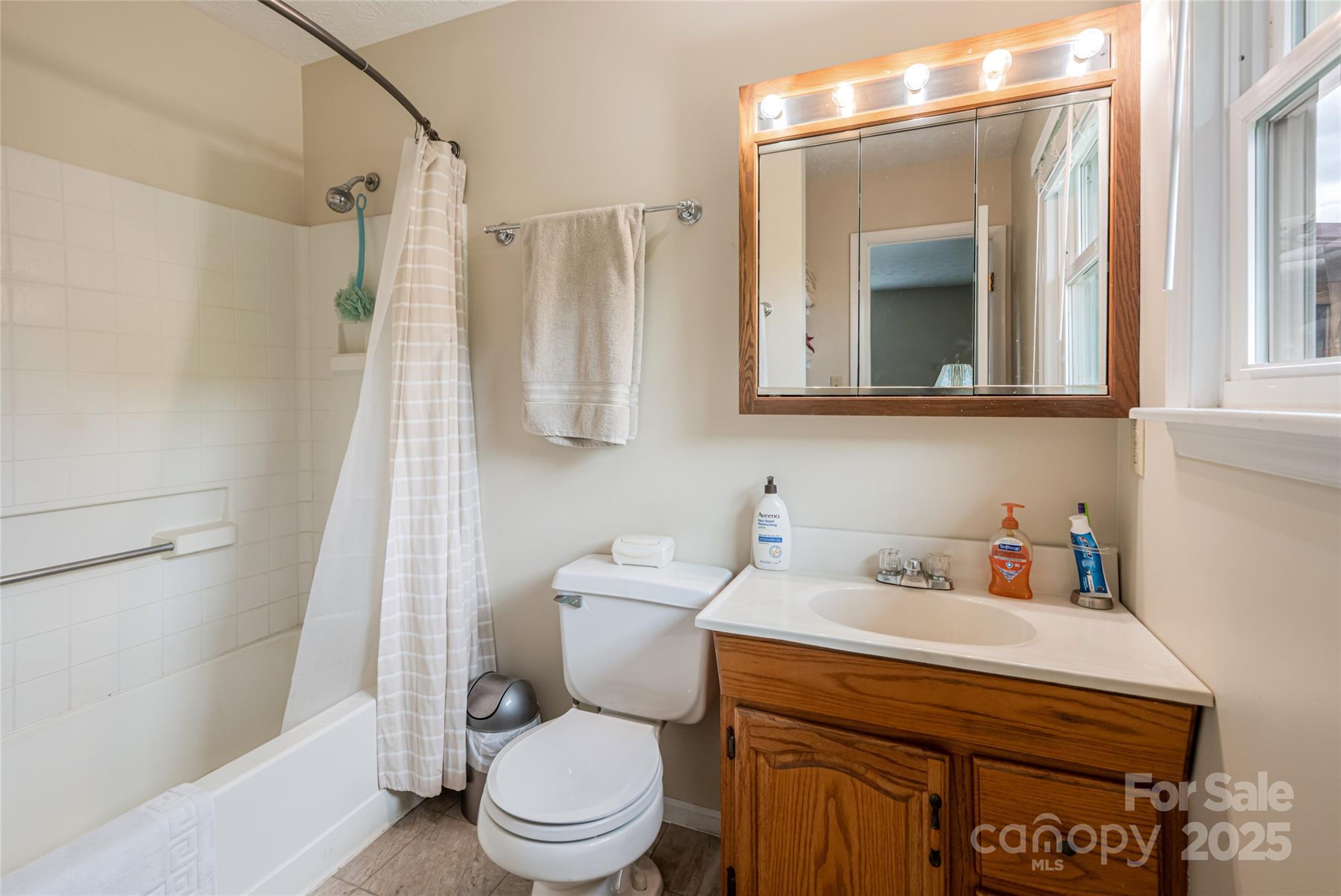 281 Curtis Creek Road Property Photo 22