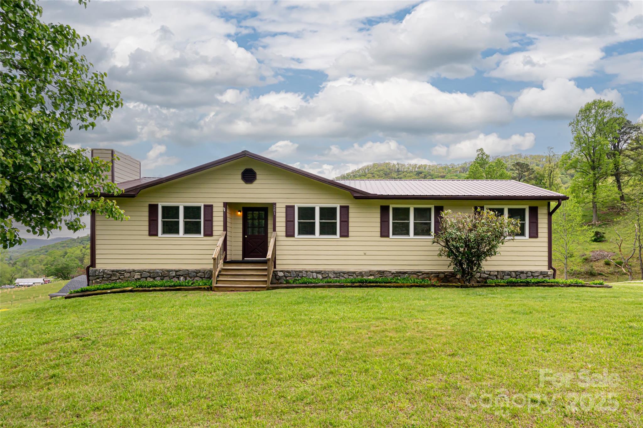 281 Curtis Creek Road Property Photo 32
