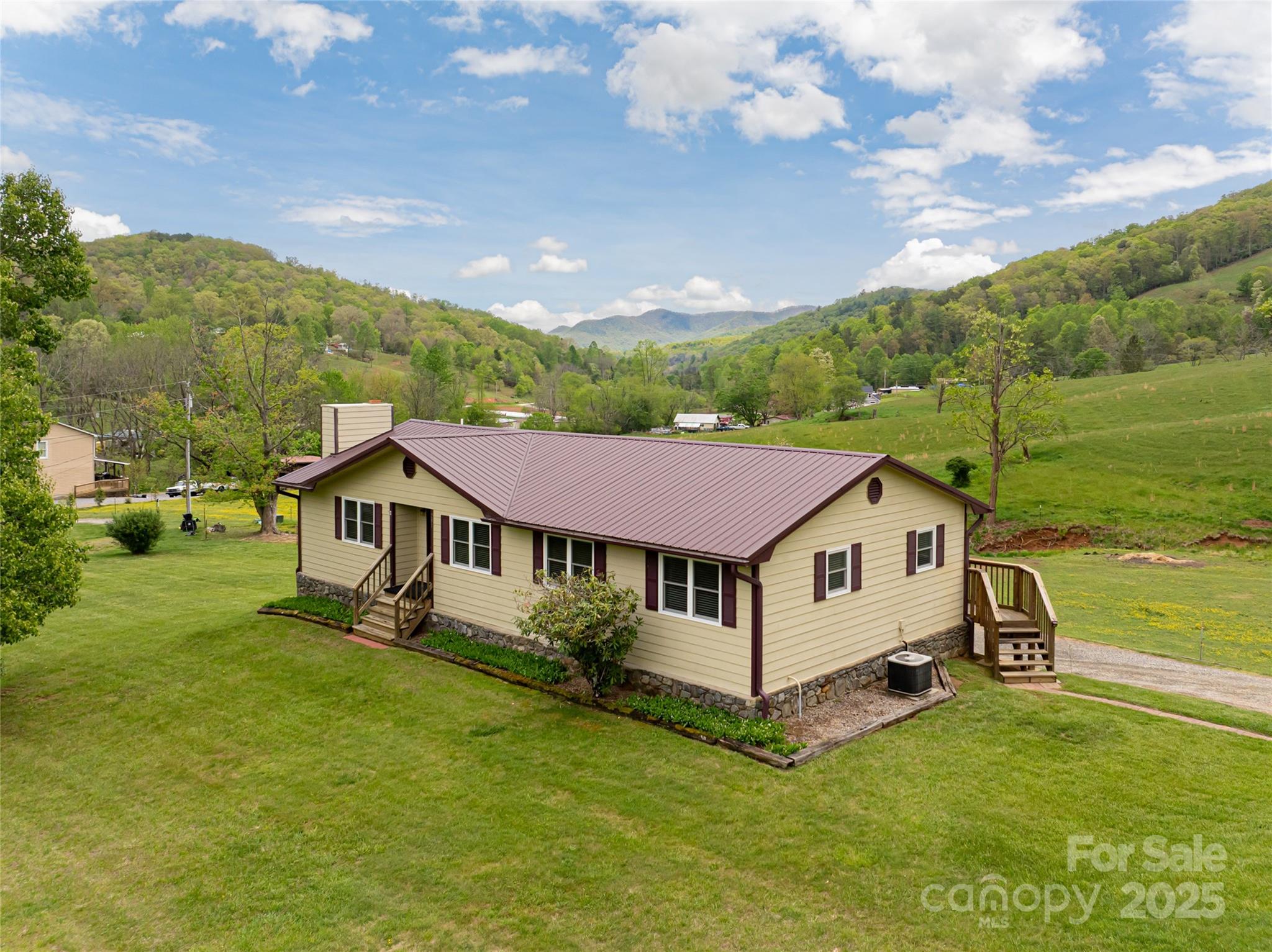 281 Curtis Creek Road Property Photo 37