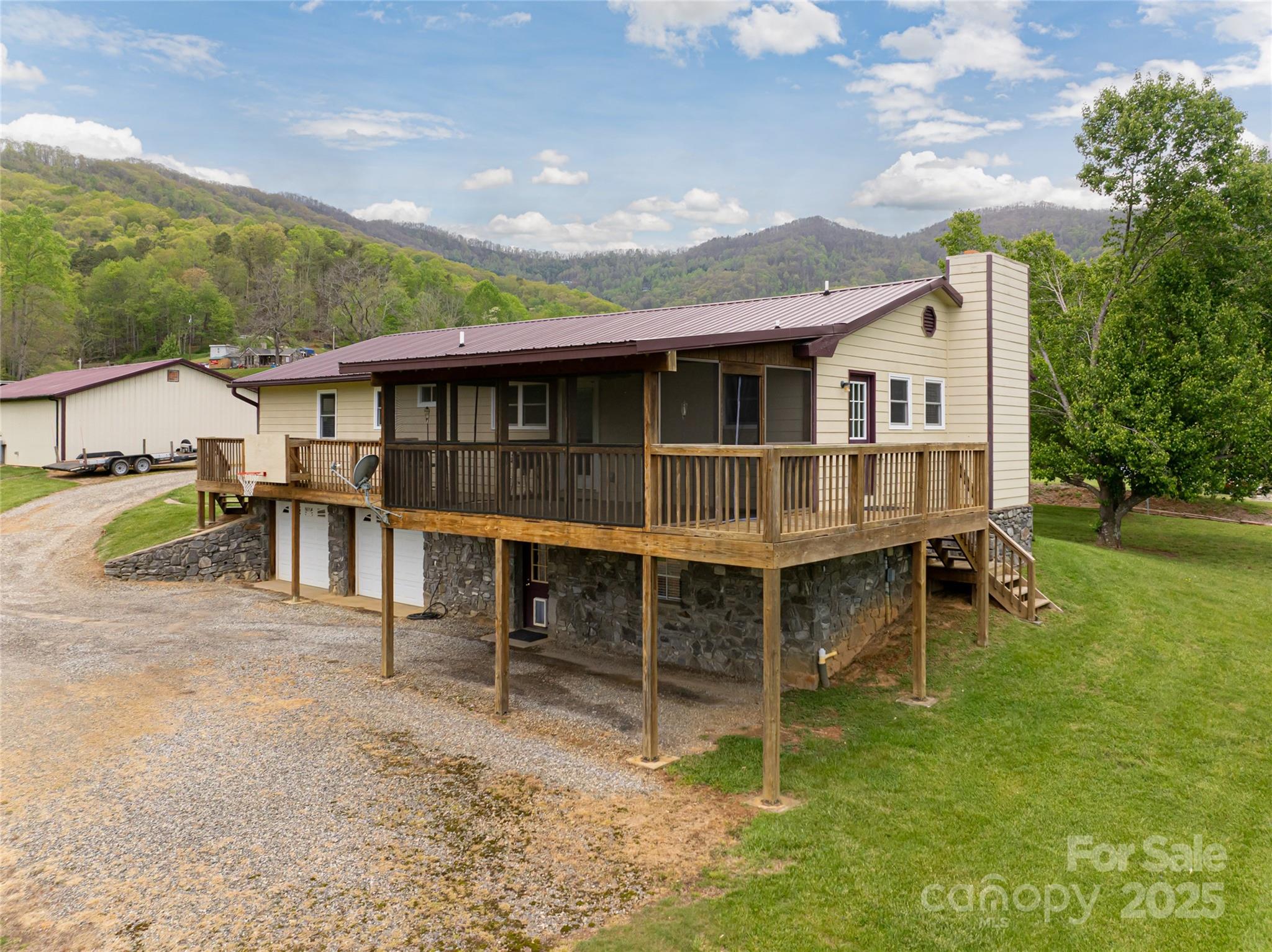 281 Curtis Creek Road Property Photo 44