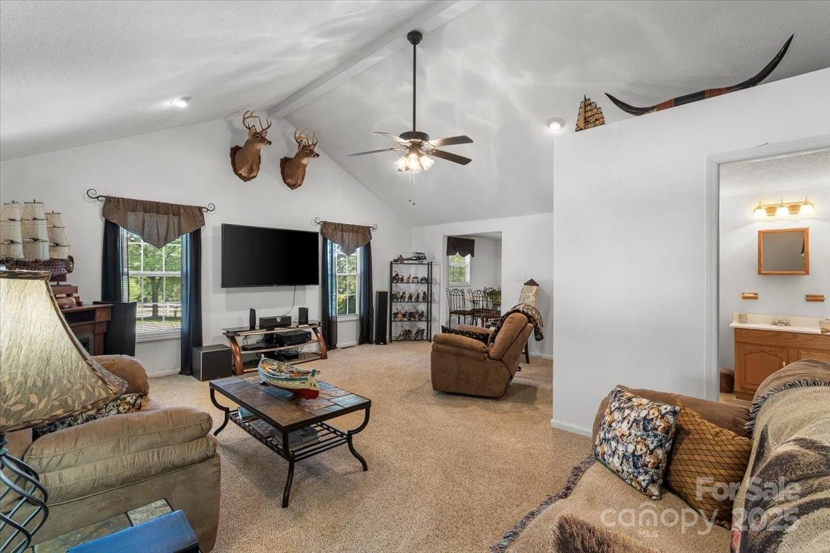 370 Shiloh Road Property Photo 8