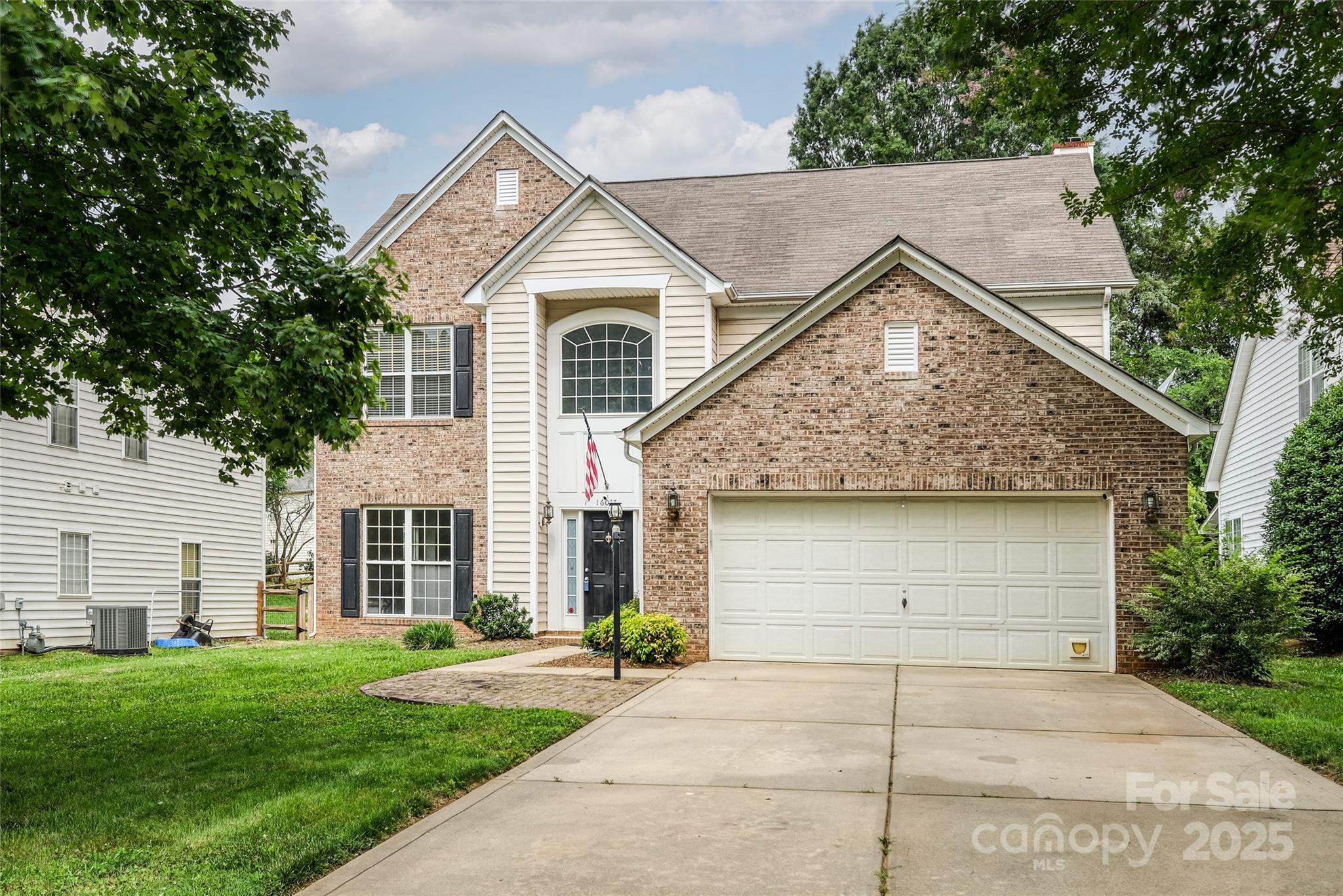 16017 Woodcote Drive Property Photo 1