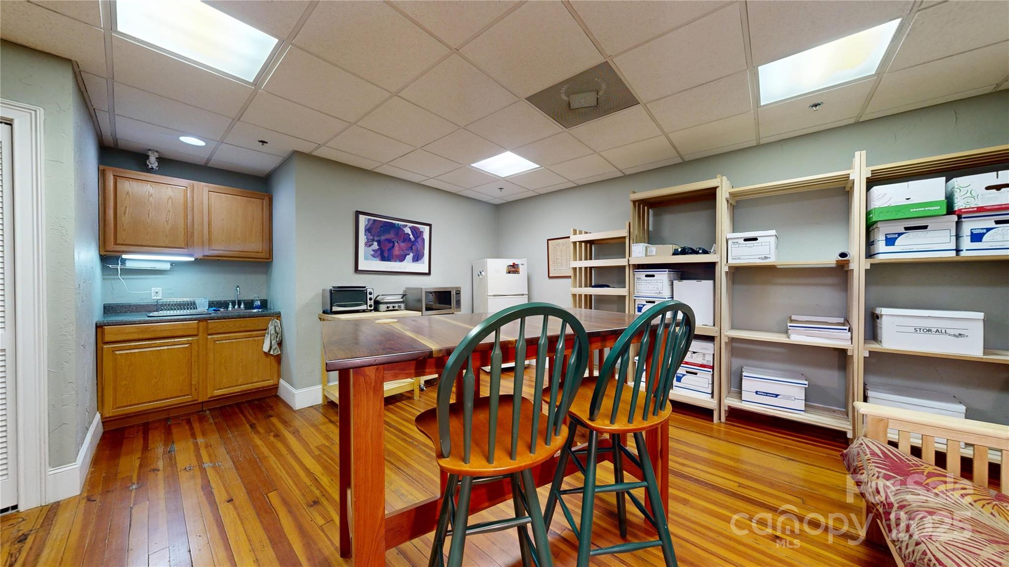 49 Broadway Street 201 Property Photo 14