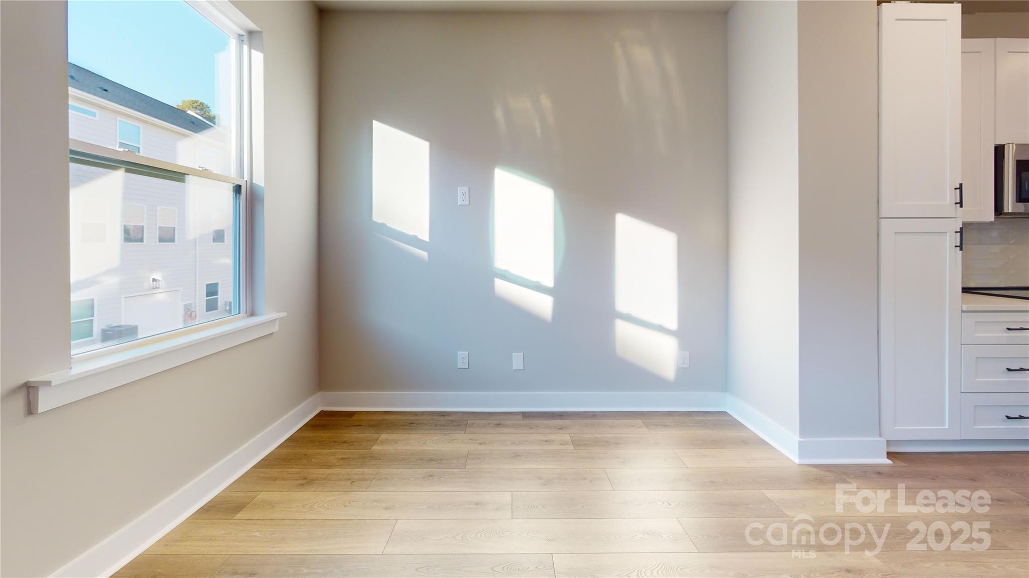 4106 Salient Street Property Photo 5