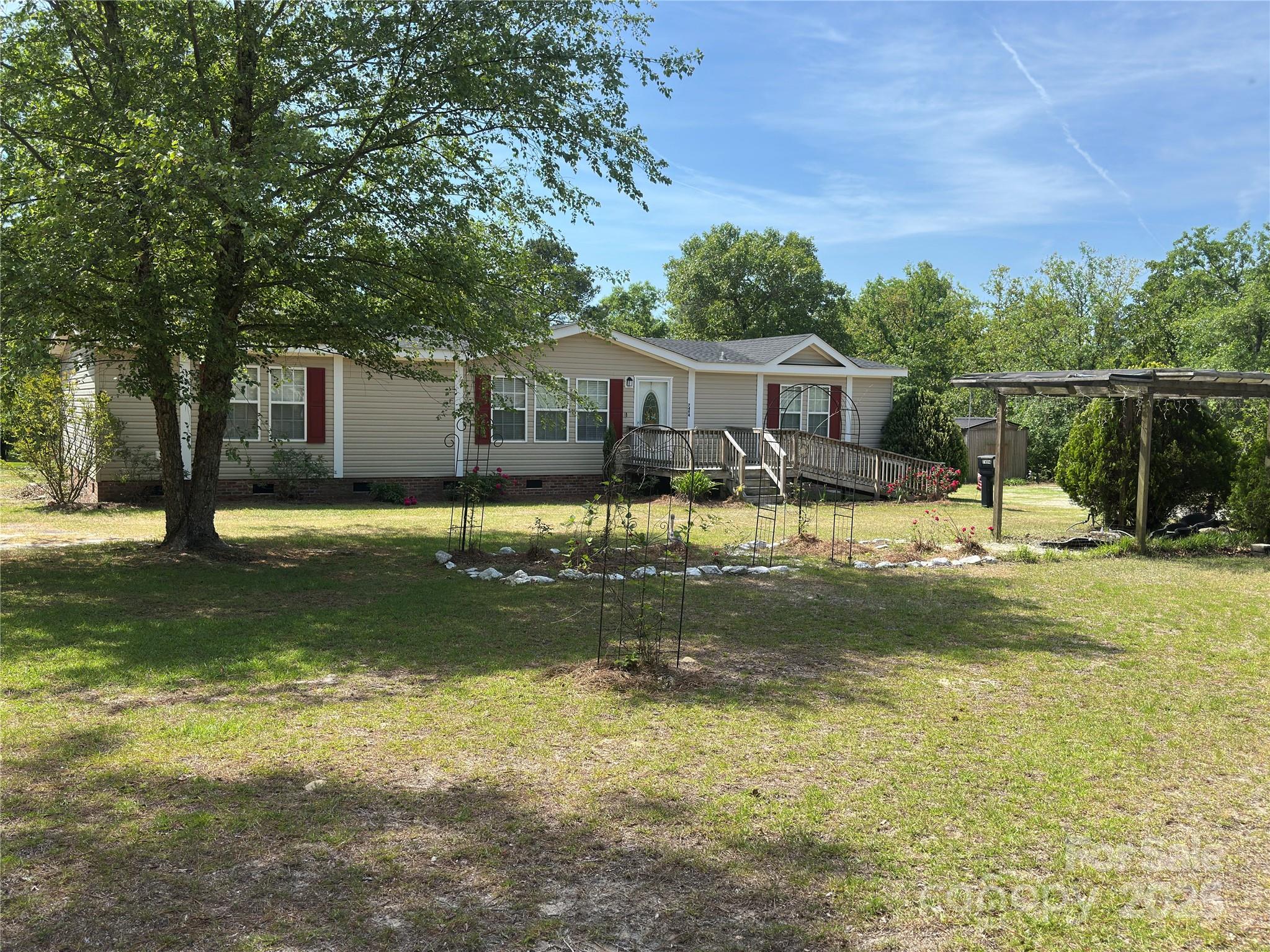 7494 Flat Creek Road Property Photo