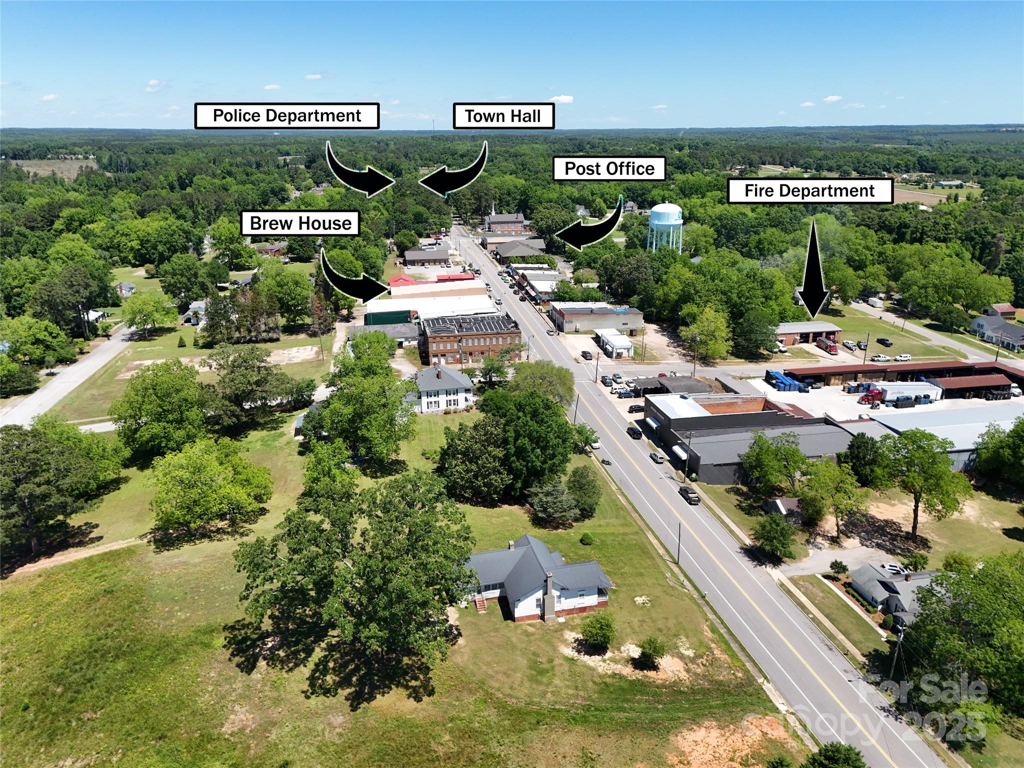 213 S Main Street Property Photo 8