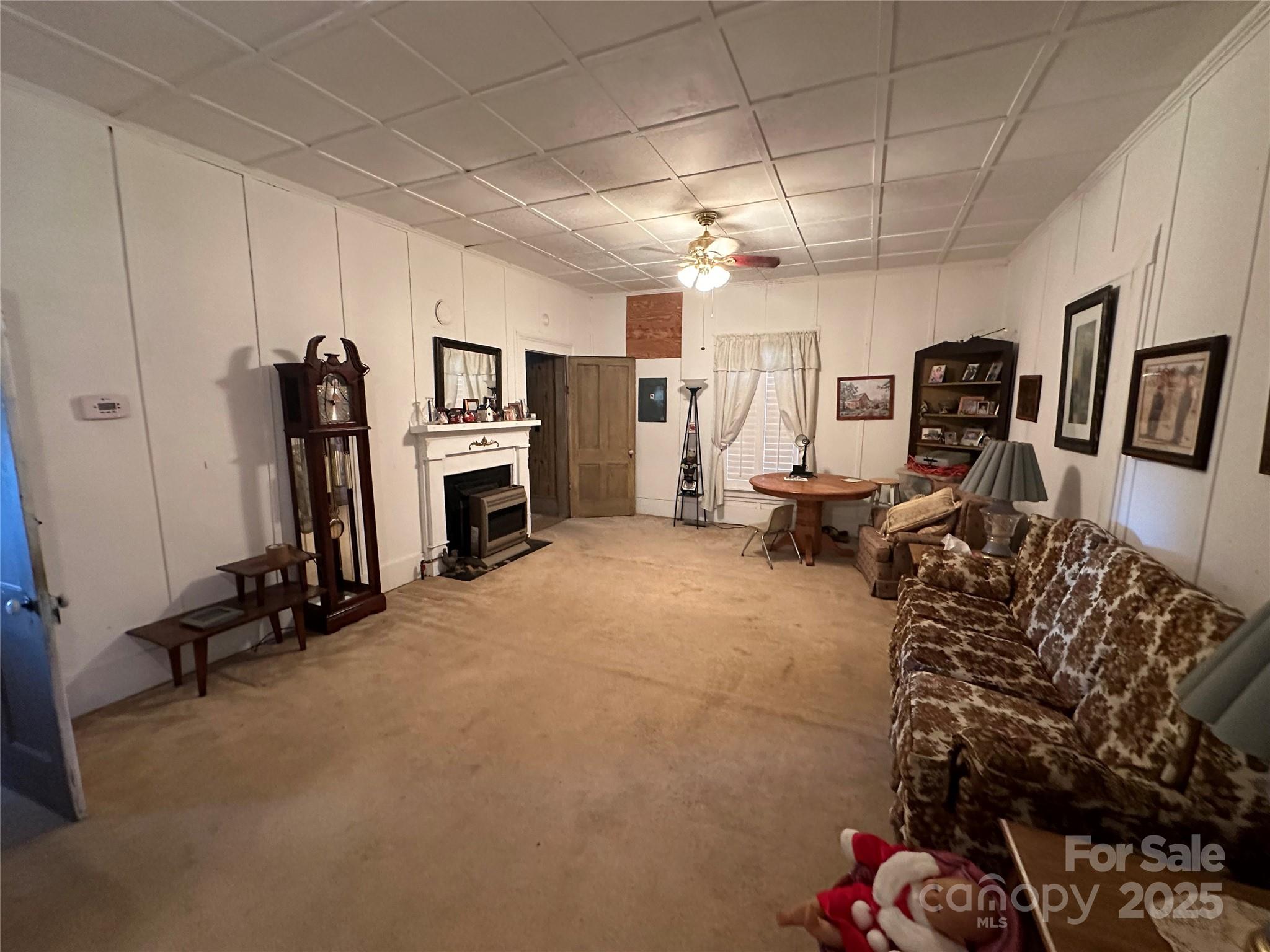 213 S Main Street Property Photo 25