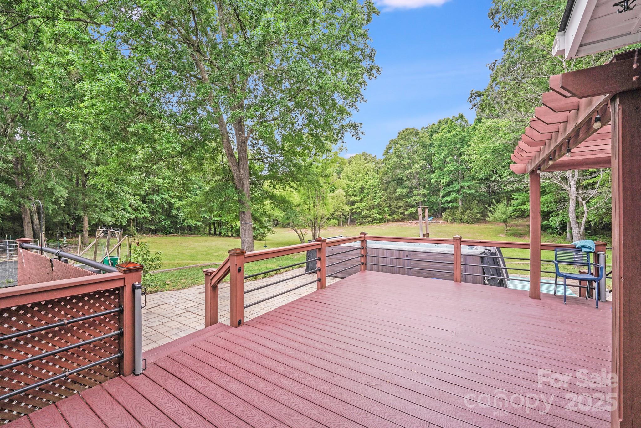 6910 Birdsong Lane Property Photo 43