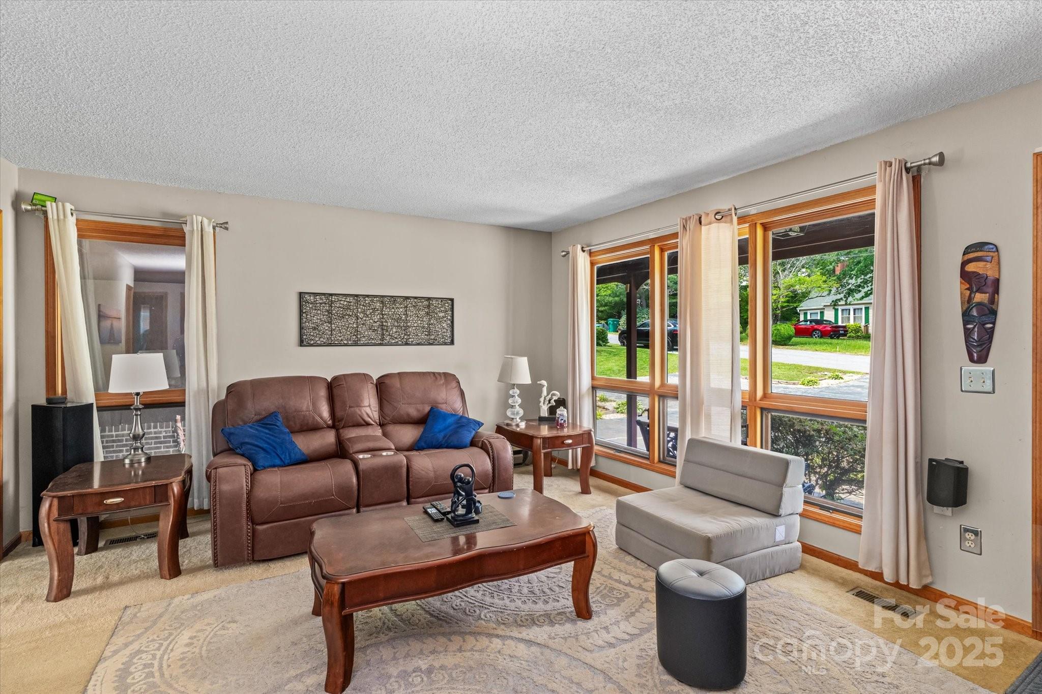 204 Triplett Street Property Photo 4